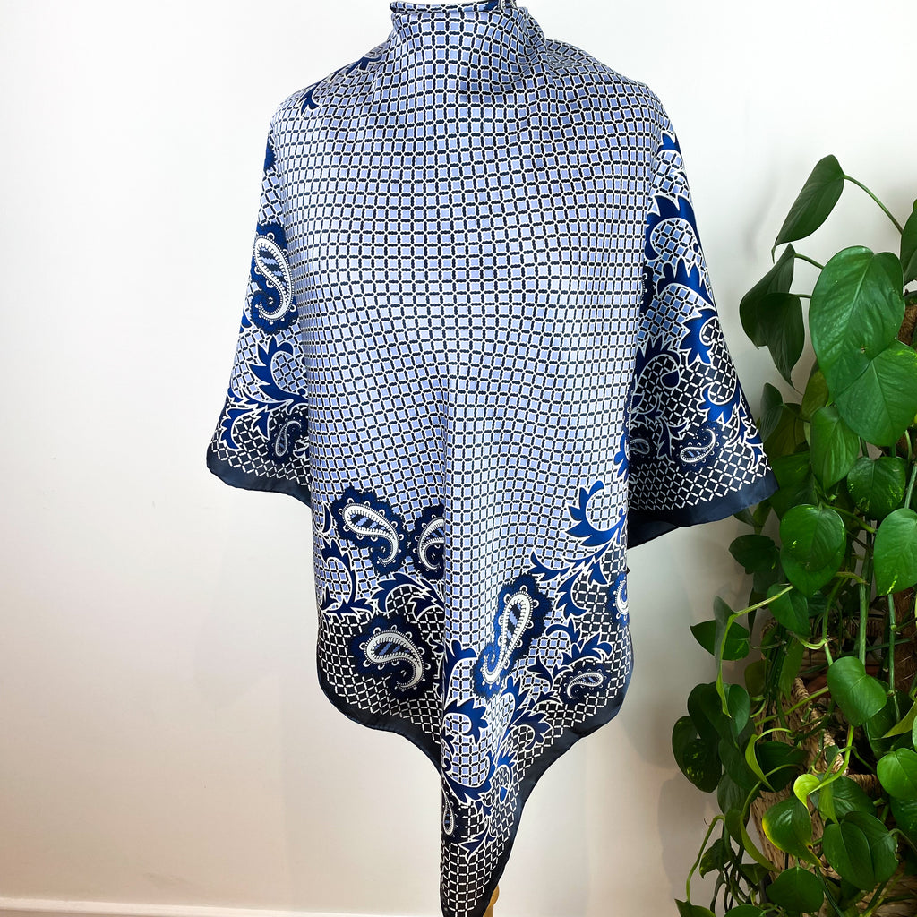 Immaculate Large Jaeger Silk Scarf