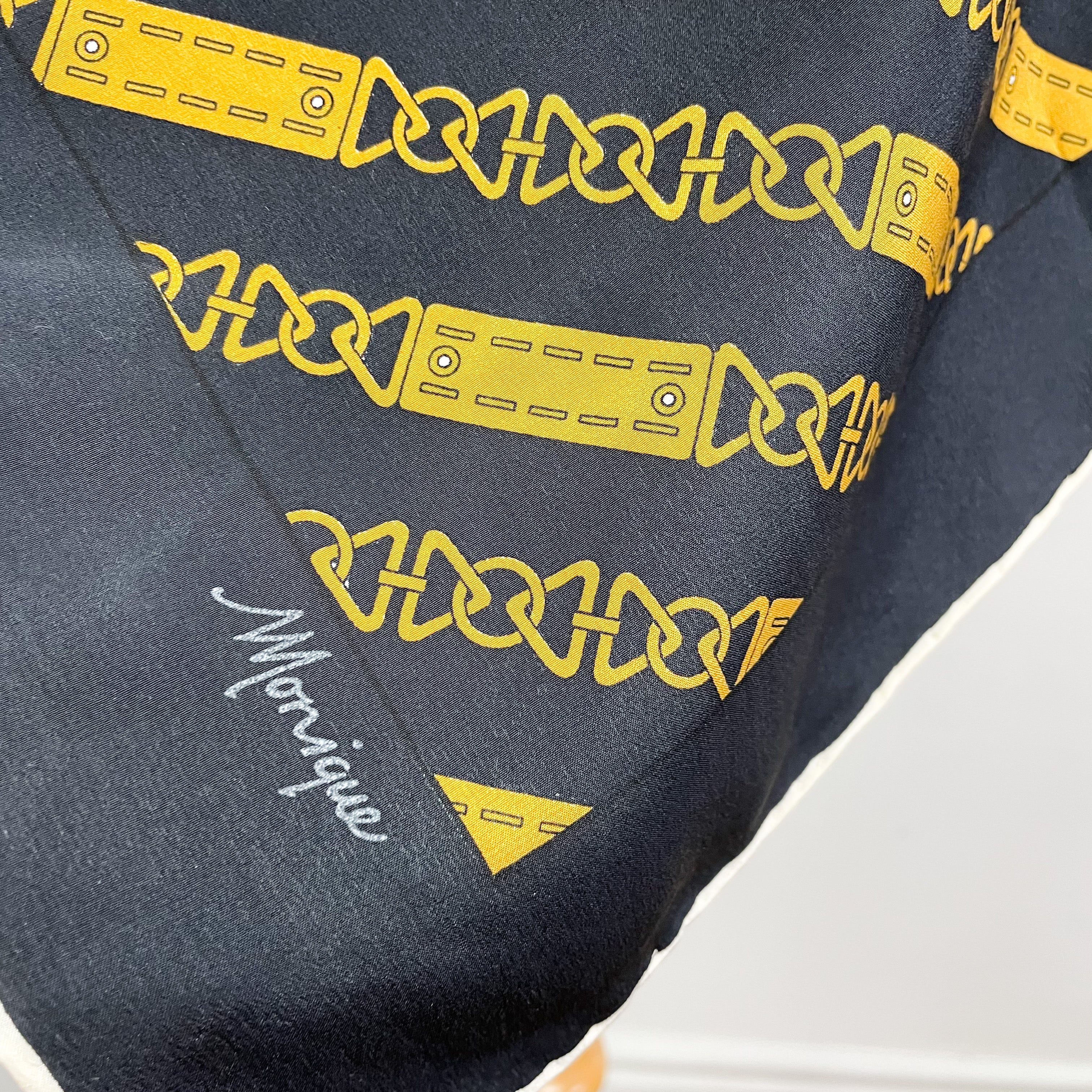 1970s Black and Gold Chain Design Italian Vintage Silk Scarf