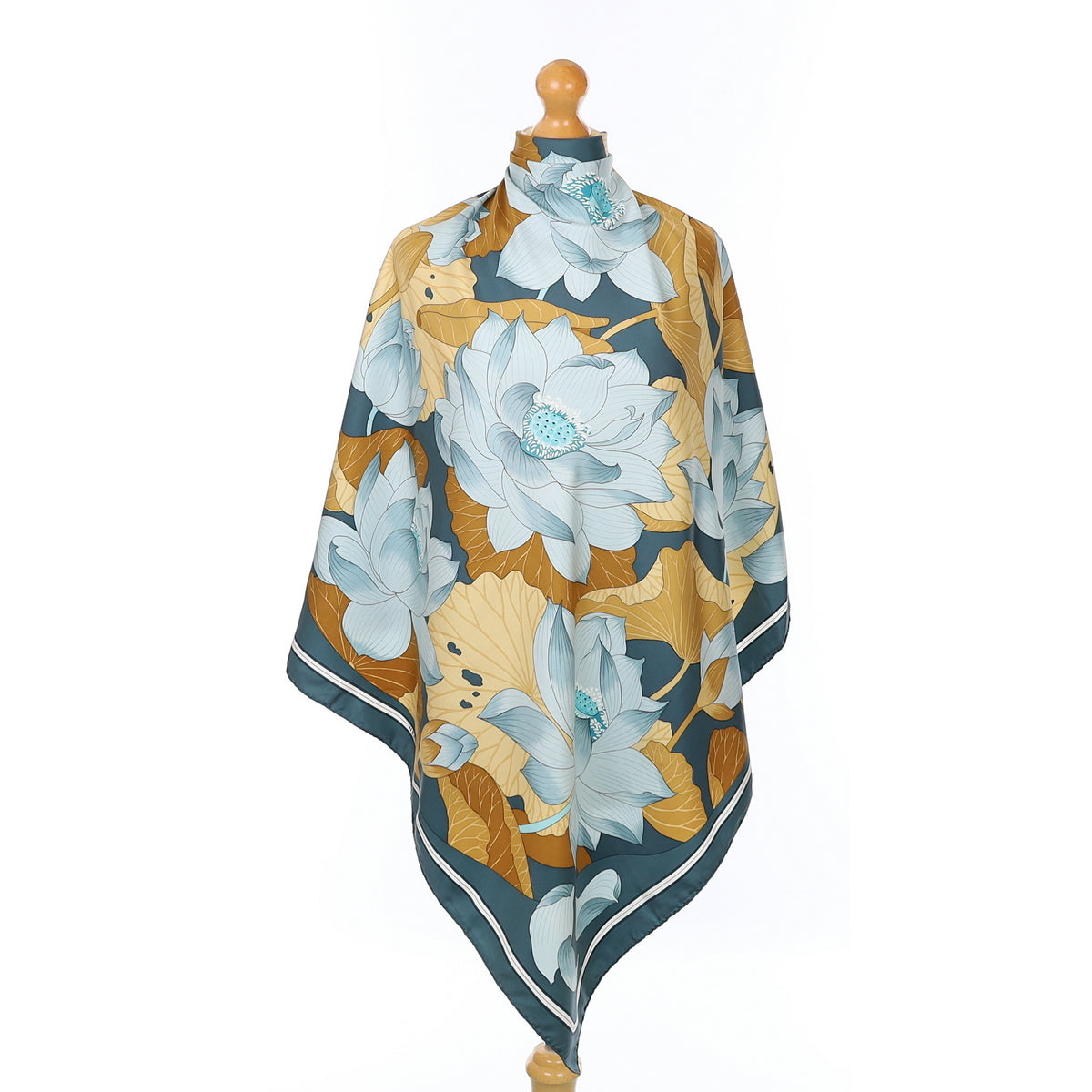 Hermès Fleurs de Lotus Silk Scarf