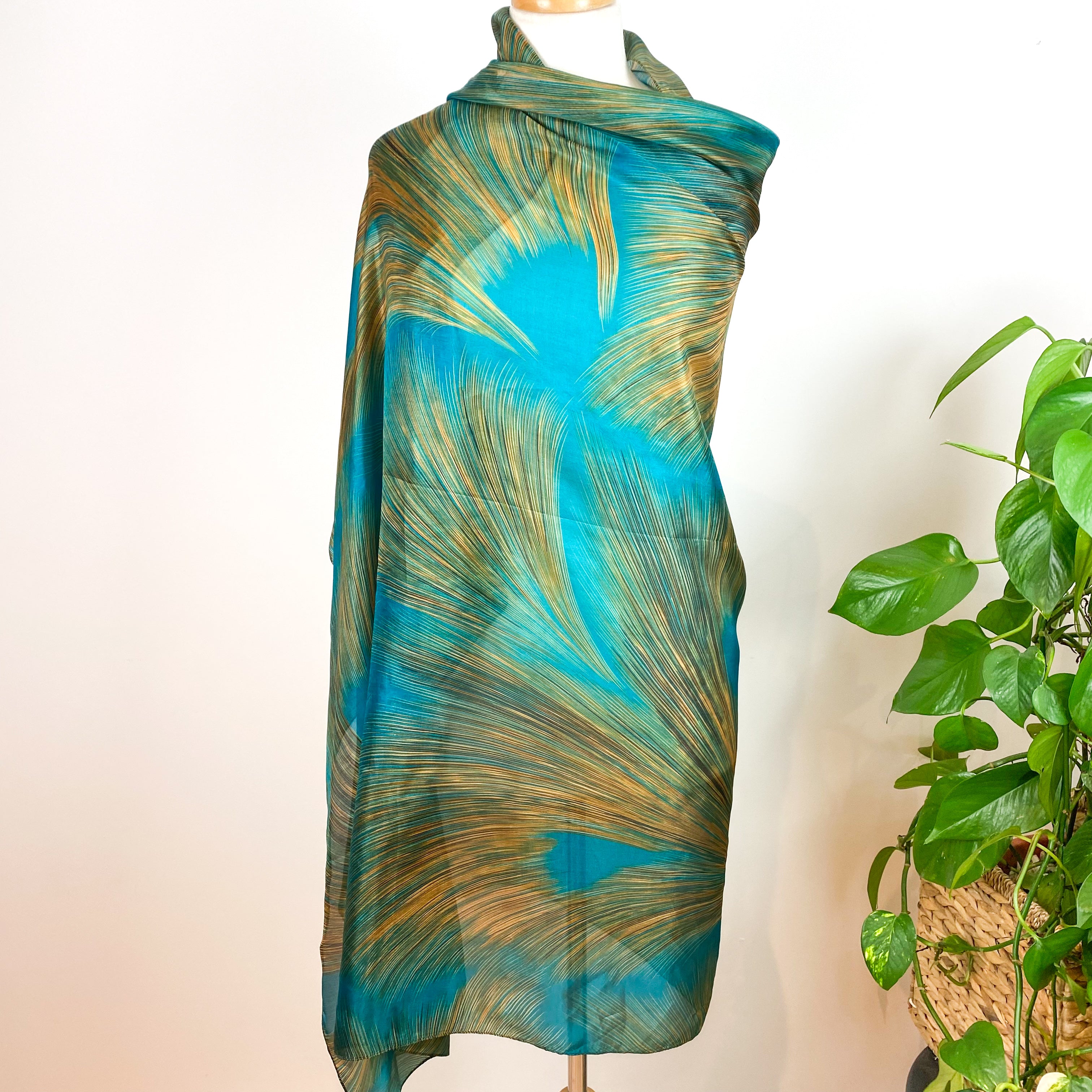 Brand New Story Of Shanghai Striking Silk Scarf