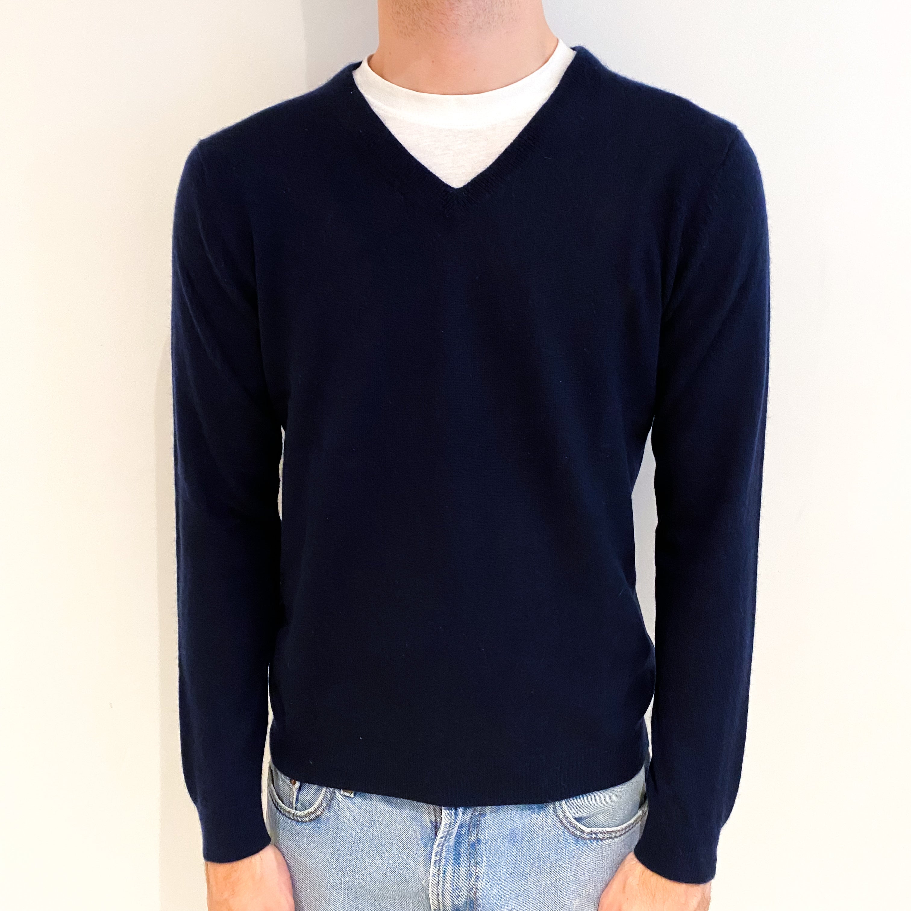 Men's Navy Blue Cashmere V Neck Jumper Medium