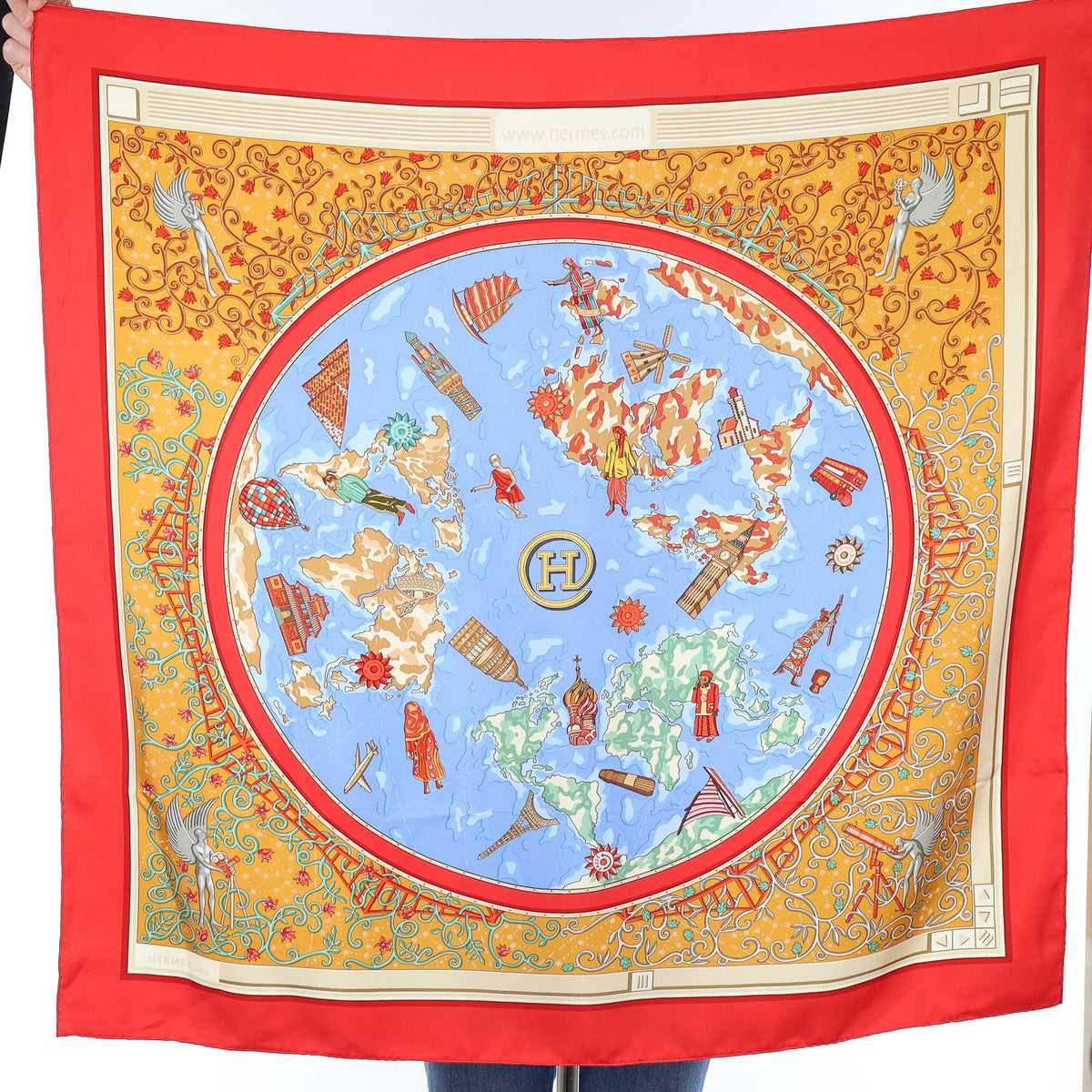 Hermès www.hermès.com Silk Scarf