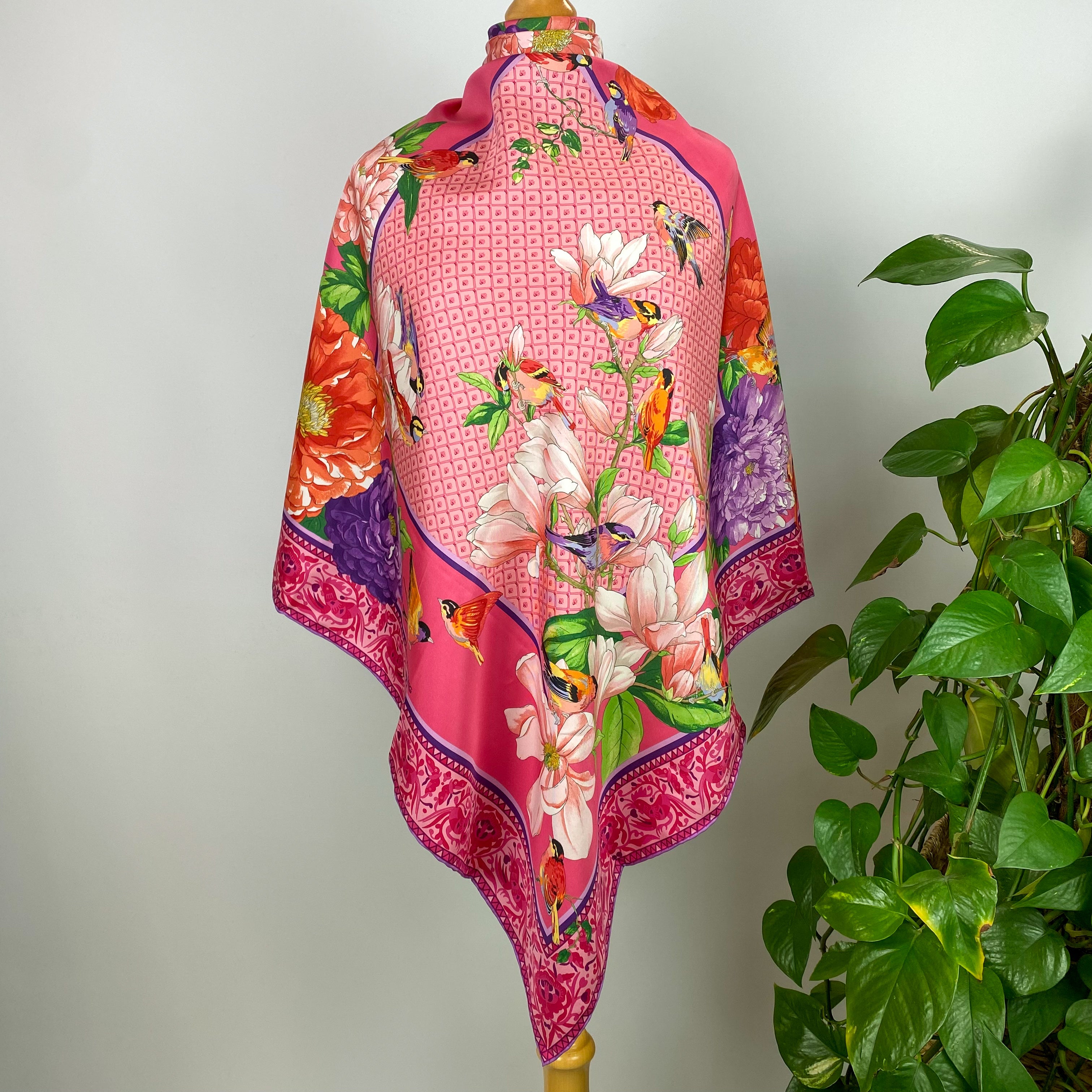Immaculate Shanghai Tang Designer Silk Scarf