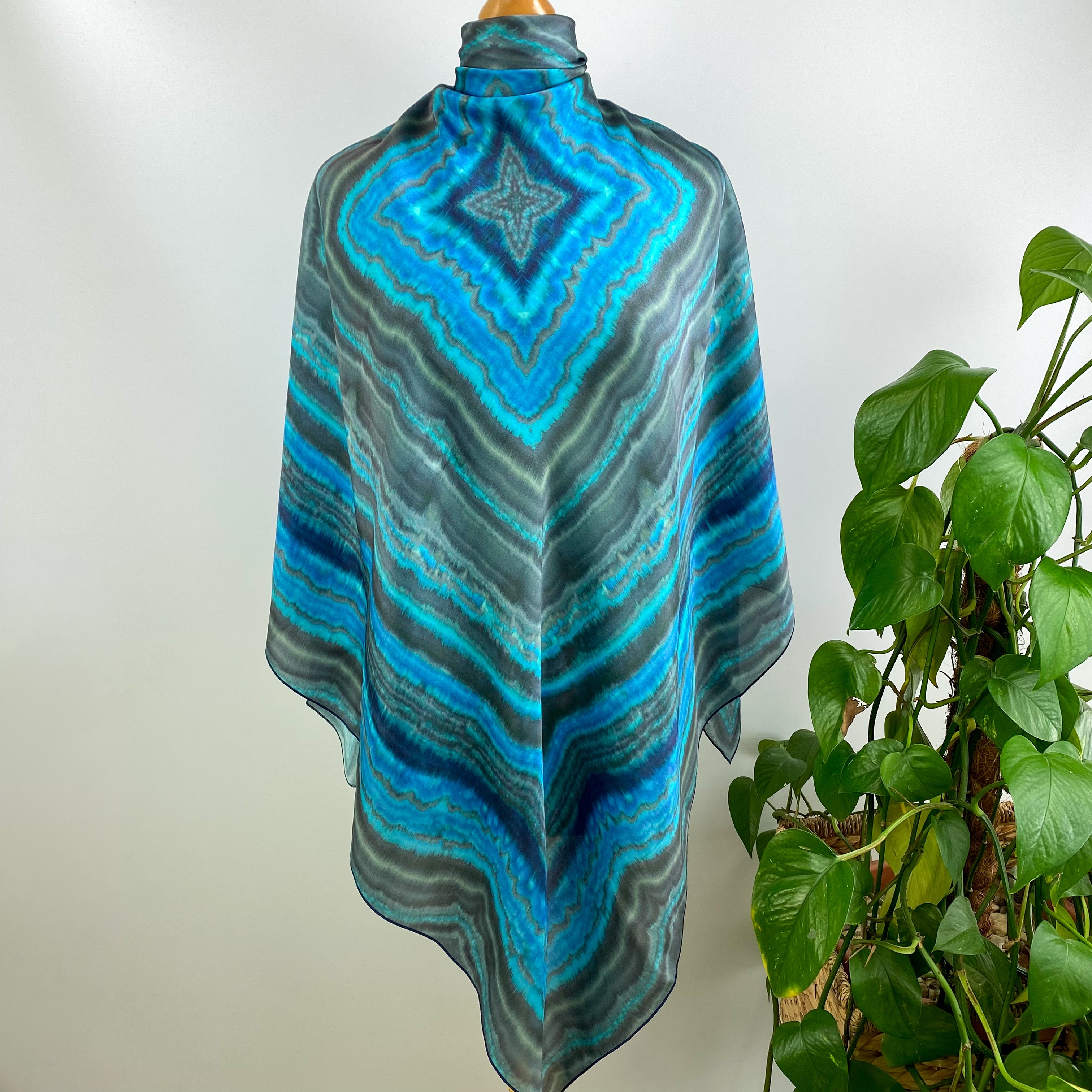 Immaculate Shanghai Tang Extra Large Silk Scarf