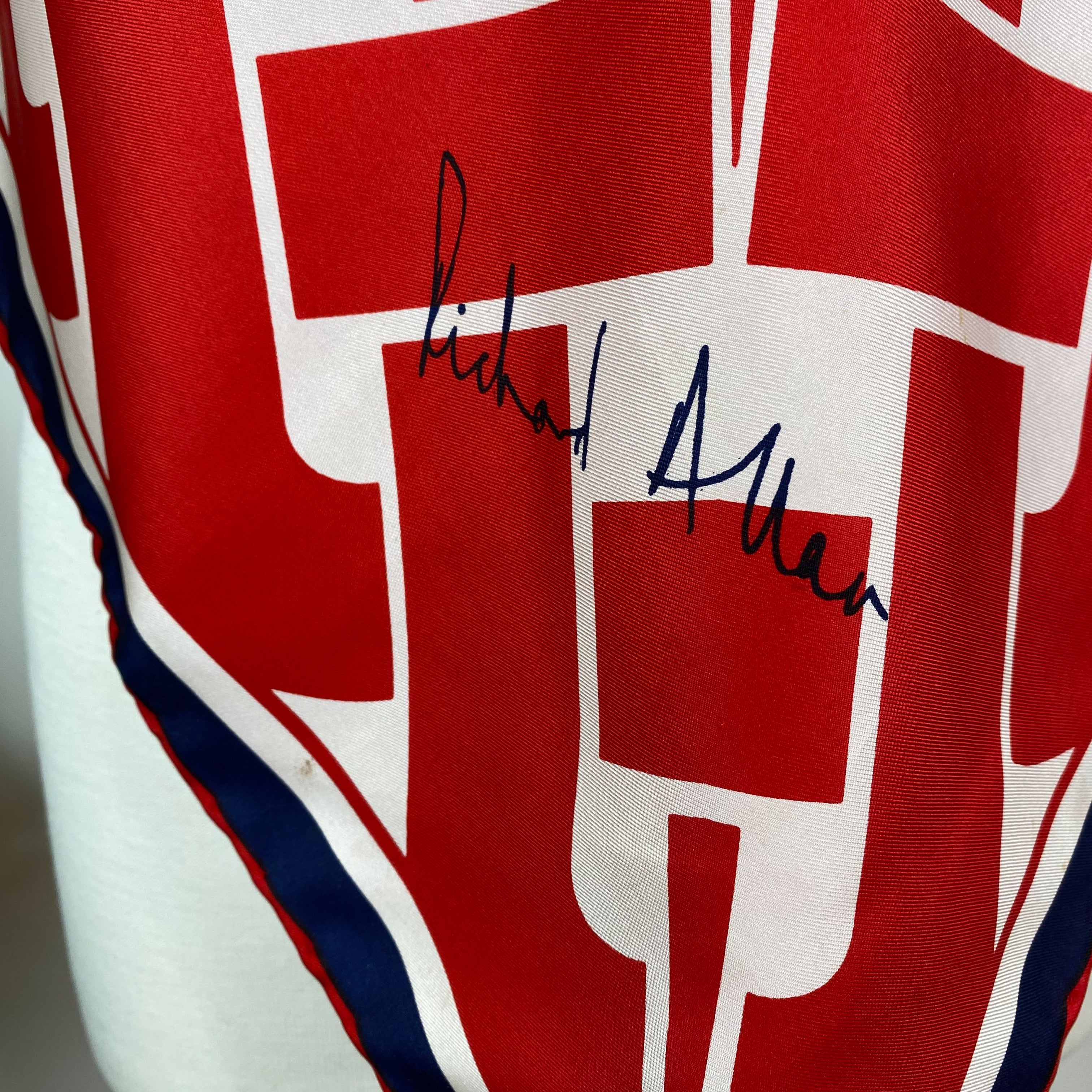 1970s Immaculate Richard Allan Vintage Silk Scarf