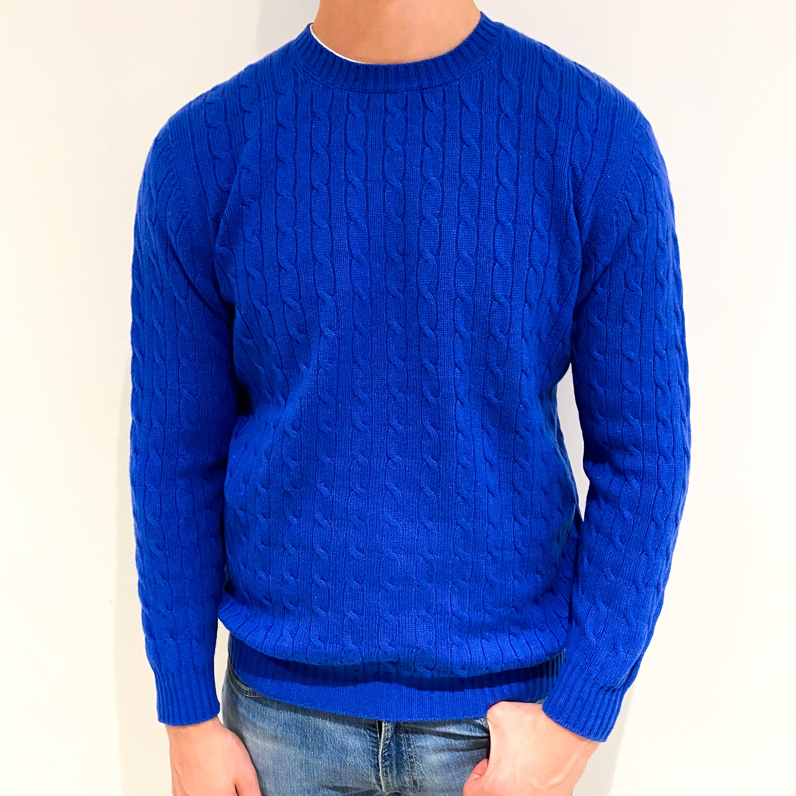 Men’s Brand New Scottish Azure Blue Cable Crew Neck Jumper XL