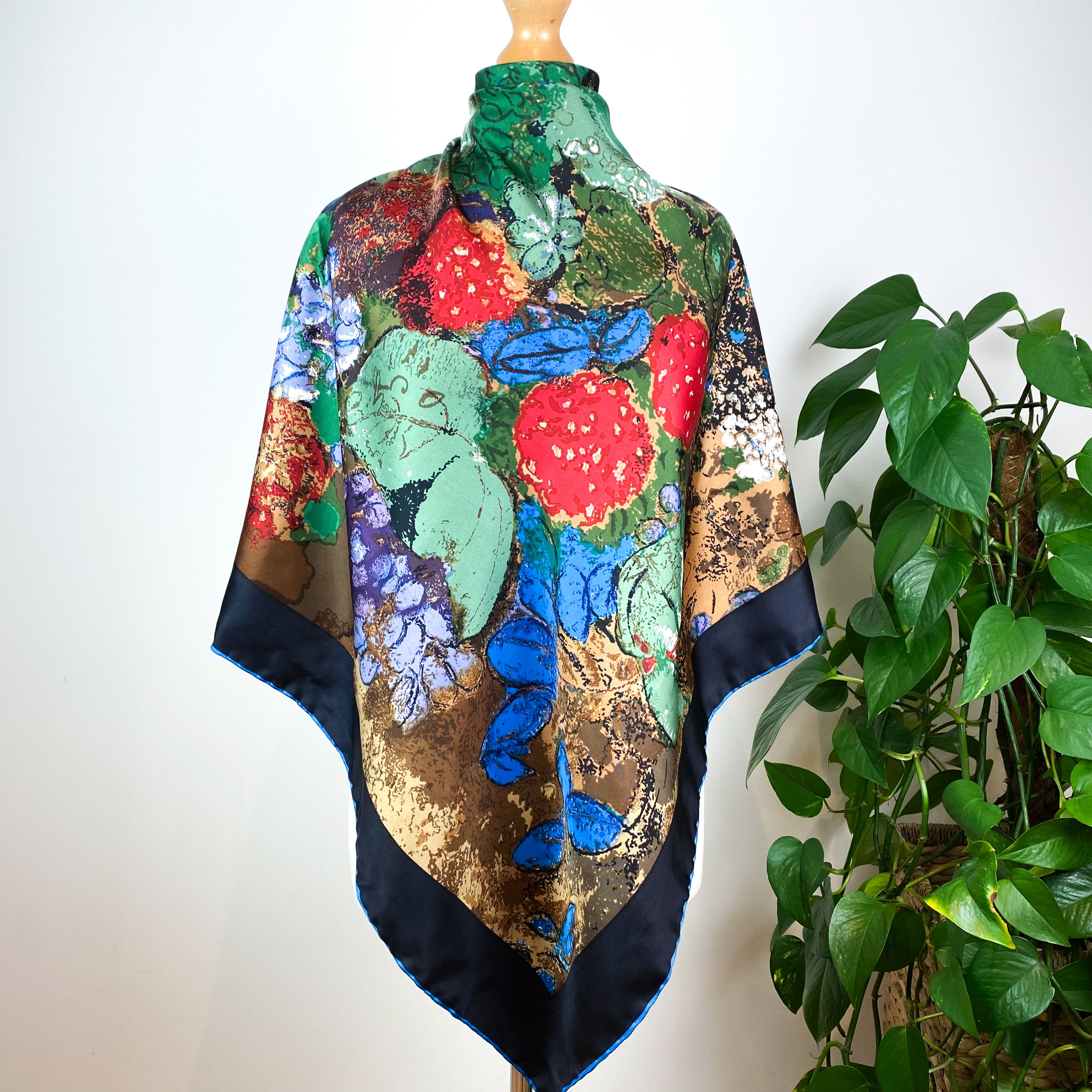 Immaculate Beckford Silk Scarf