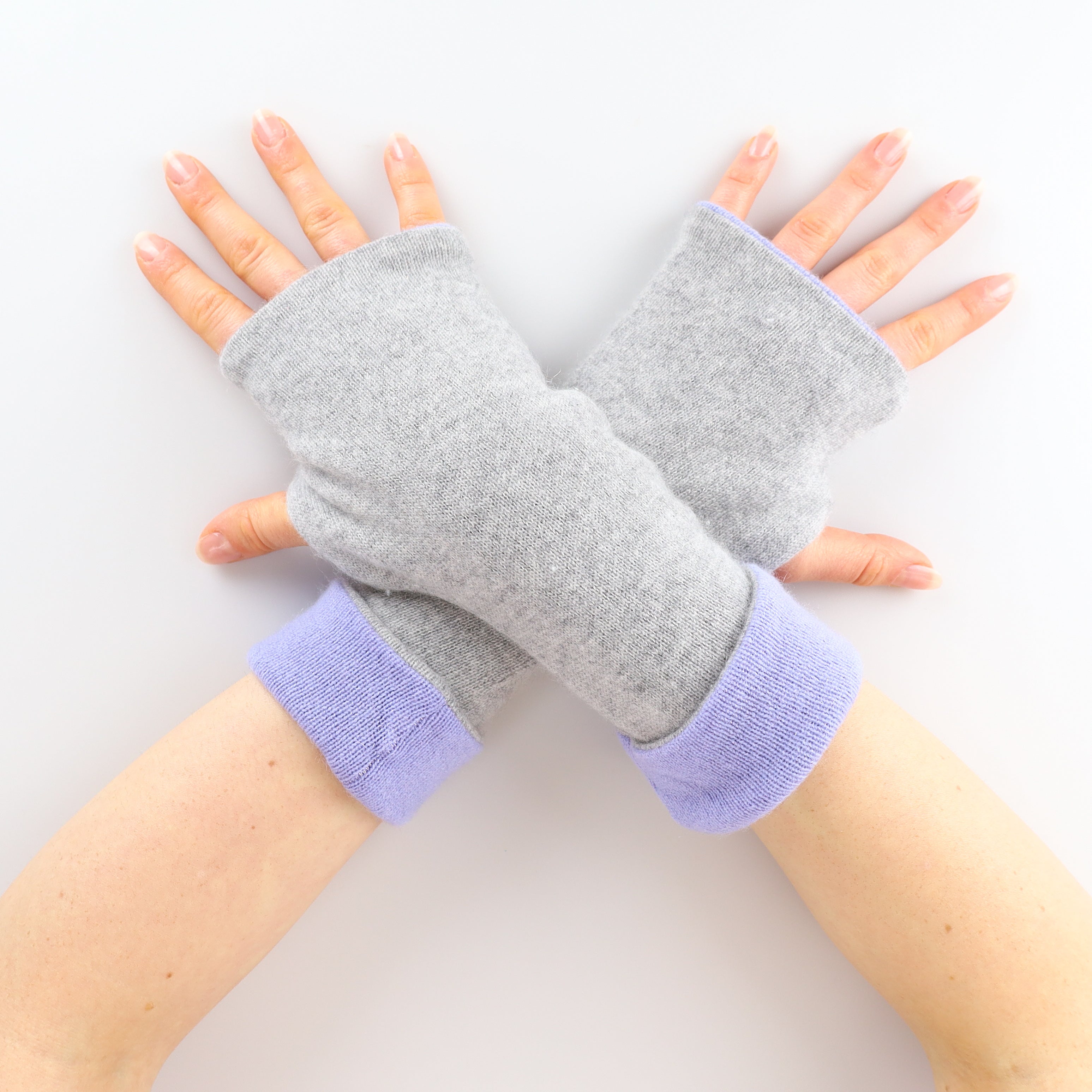 Smoke Grey and Lavender Reversible Cashmere Fingerless Gloves