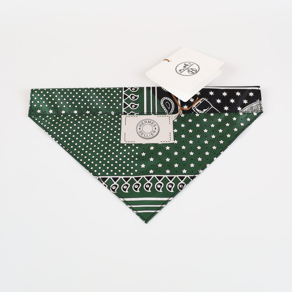 Brand New Boxed Hermès Eperon D’Or Dog Bandana
