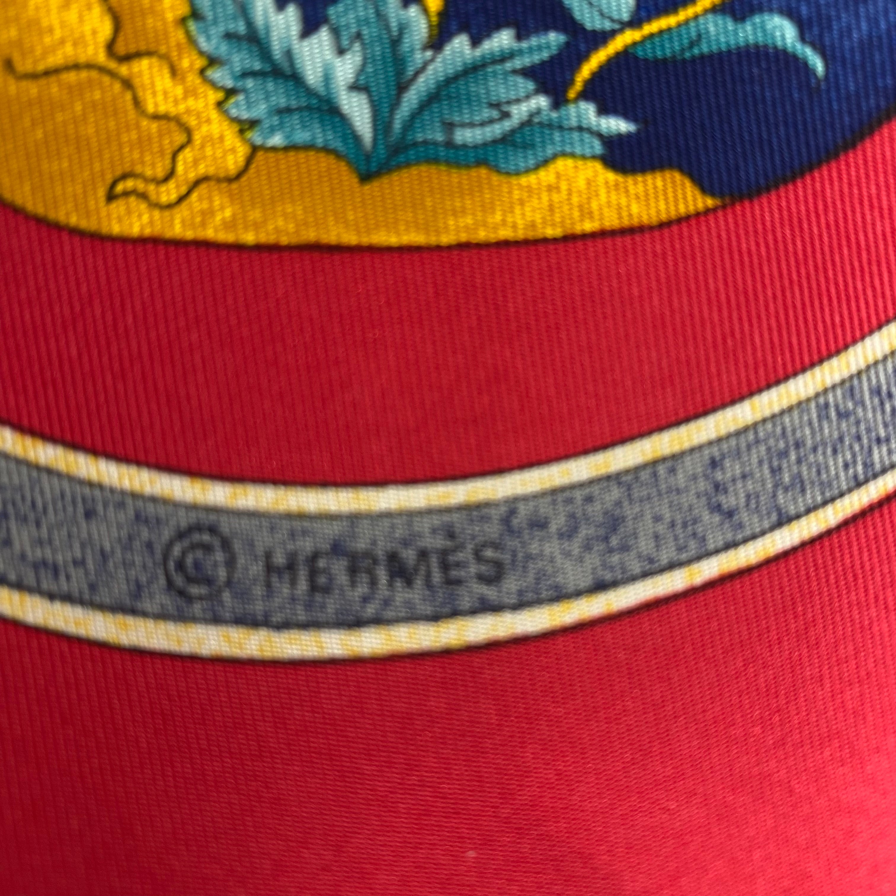 Boxed Hermes Qu’ Importe le Flaco Vintage Silk Scarf