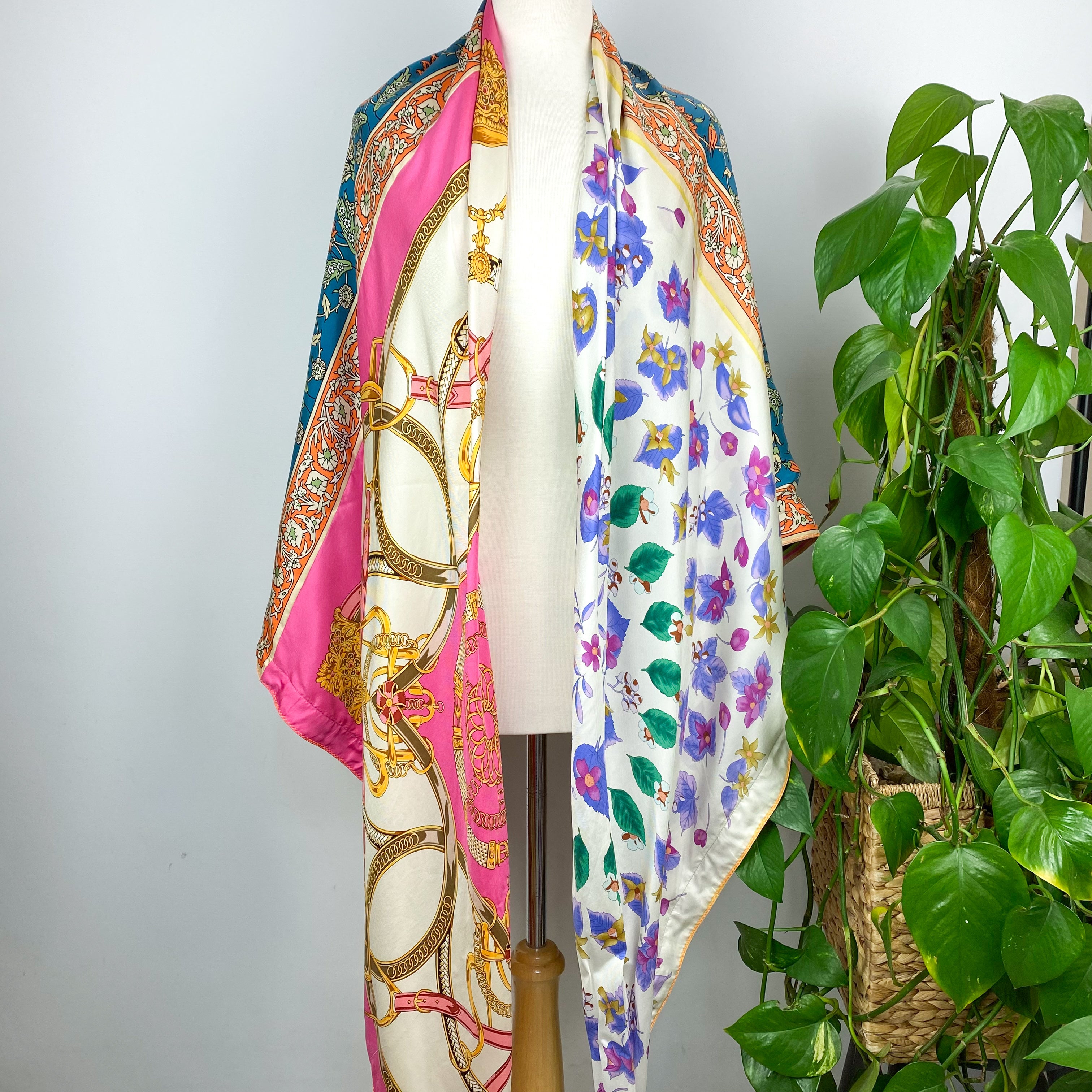 Stunning Anni Carlsson Patchwork Reversible Designer Silk Scarf