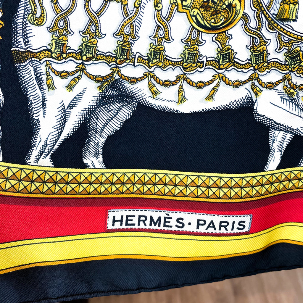 Boxed Hermes Grand Aparet Vintage Silk Scarf