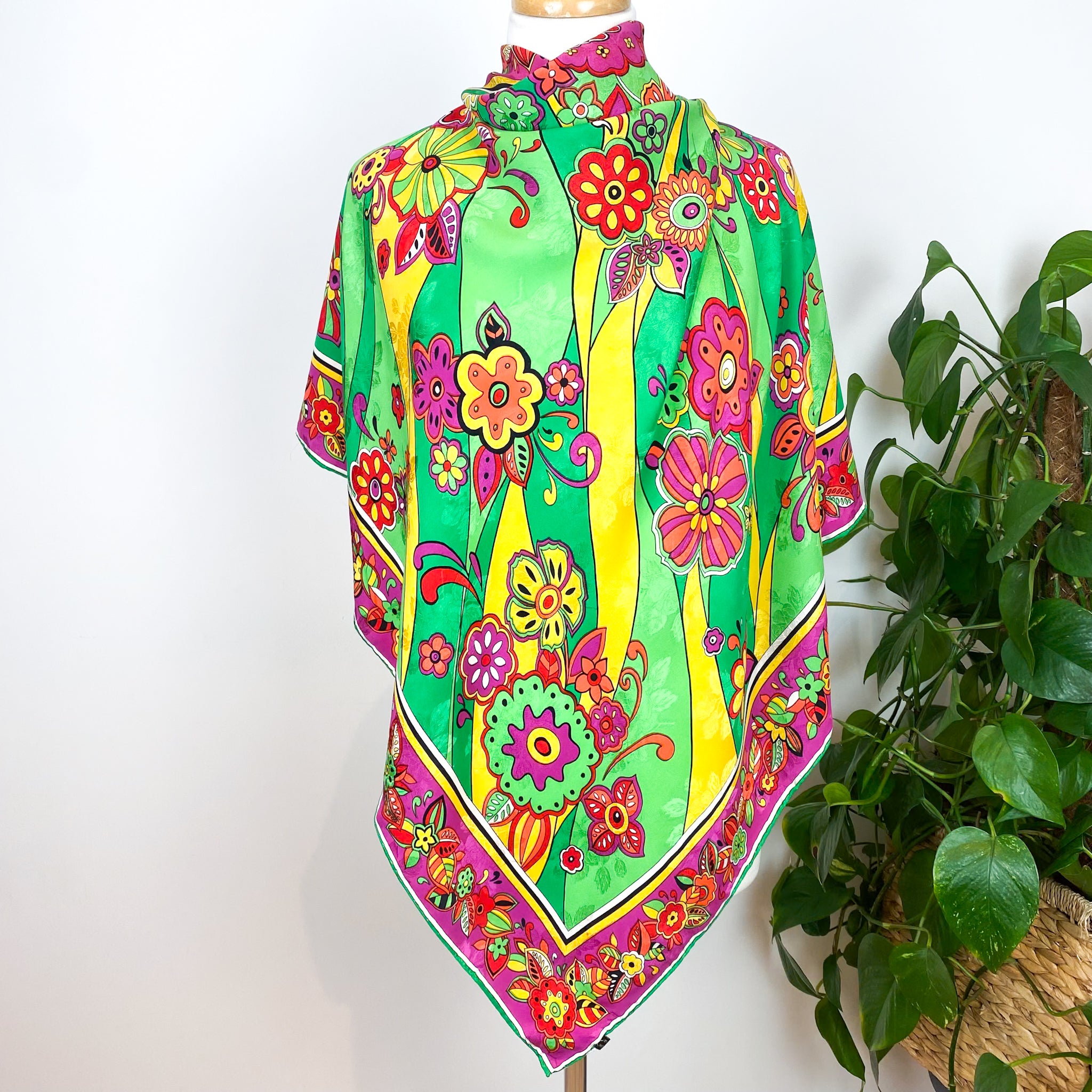 1980s Vivid Floral Austin Reed Vintage Silk Scarf