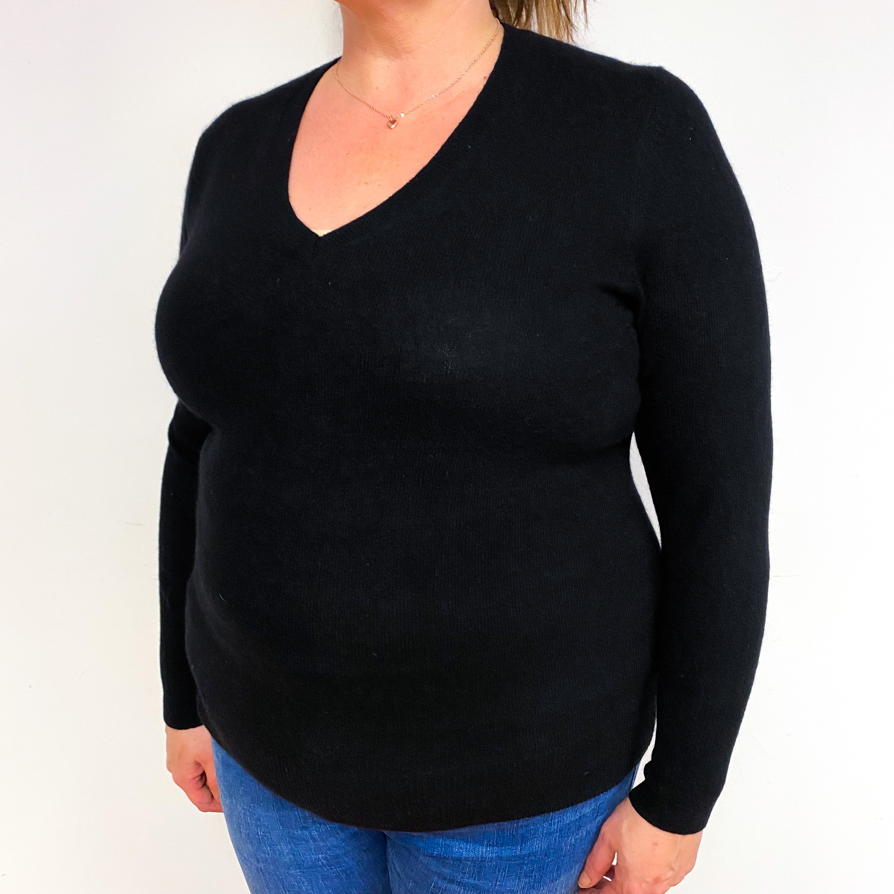 Black Deep Cuff Cashmere V-Neck Jumper Extra Large