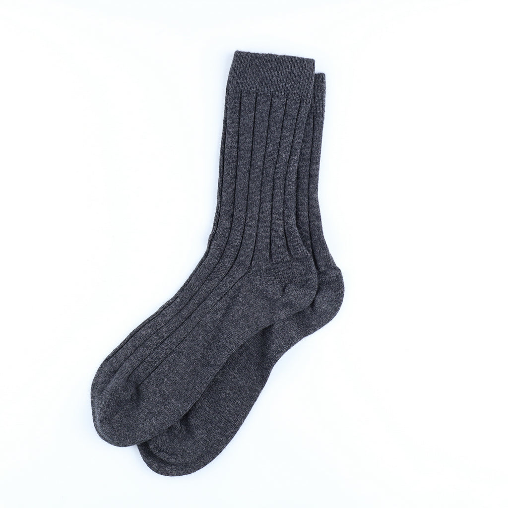 Men’s Brand New Scottish Carbon Grey Cashmere Every Day Socks UK 7-9