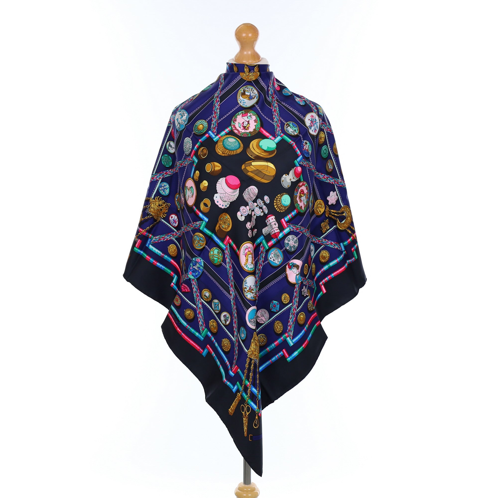 Boxed Hermès Petite Main Silk Scarf