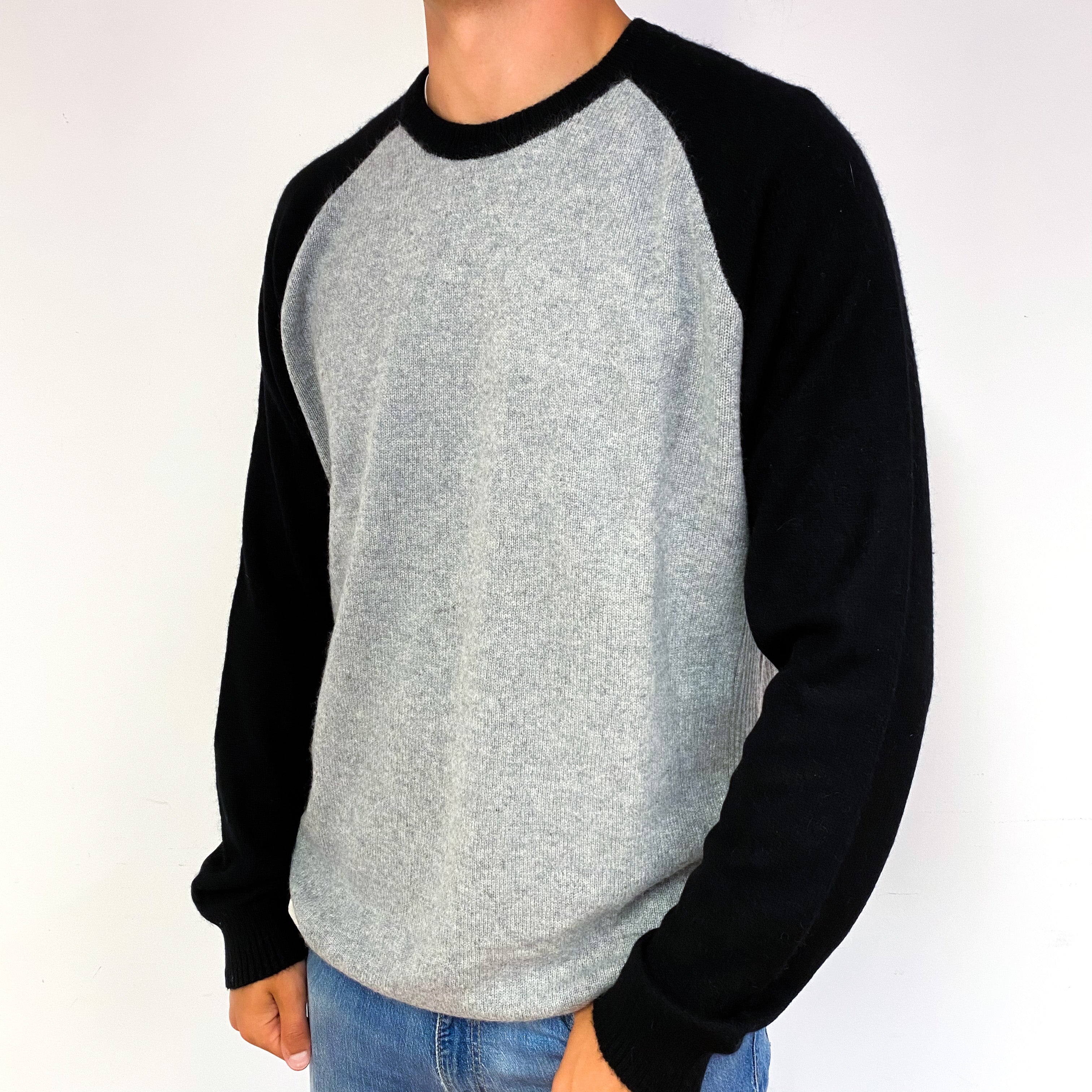 Men's Grey and Black Cashmere Crew Neck Jumper Extra Extra Large