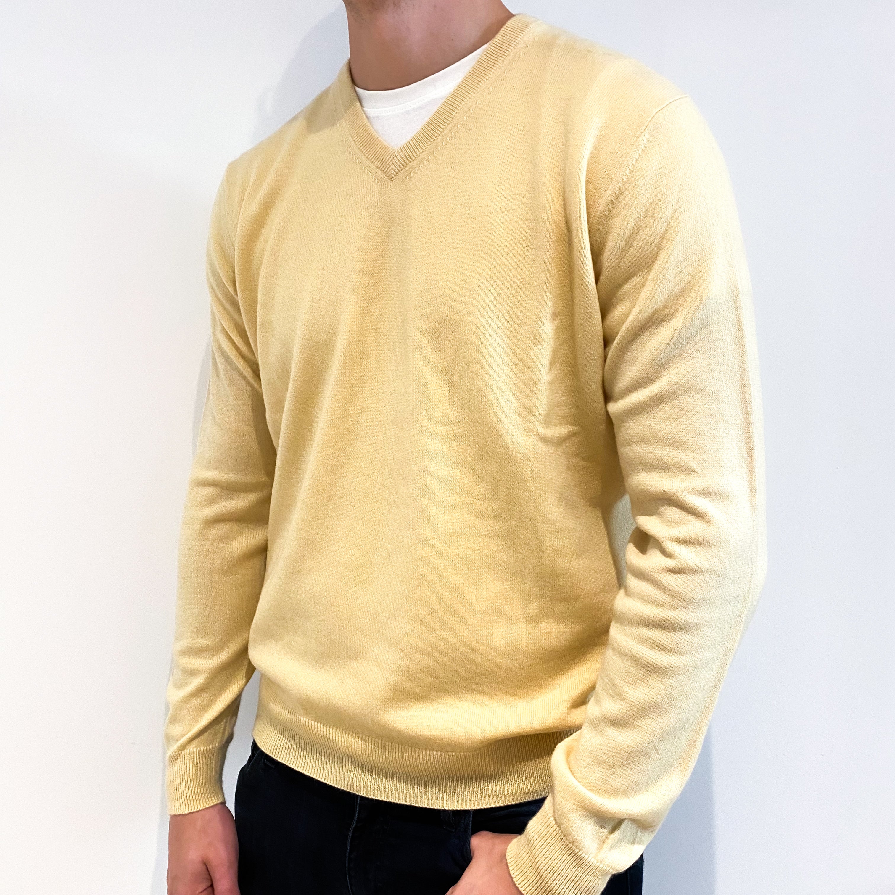 Men's Custard Yellow Cashmere V-Neck Jumper Extra Large