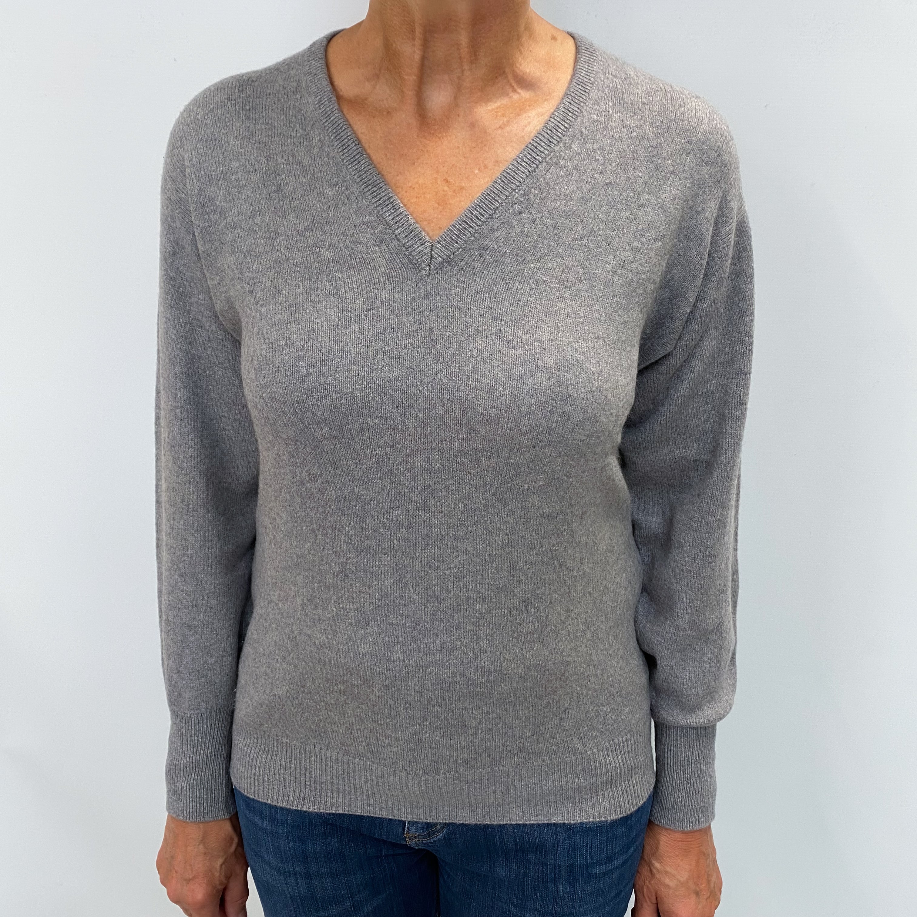 Scottish Ash Grey Cashmere V Neck Jumper Medium