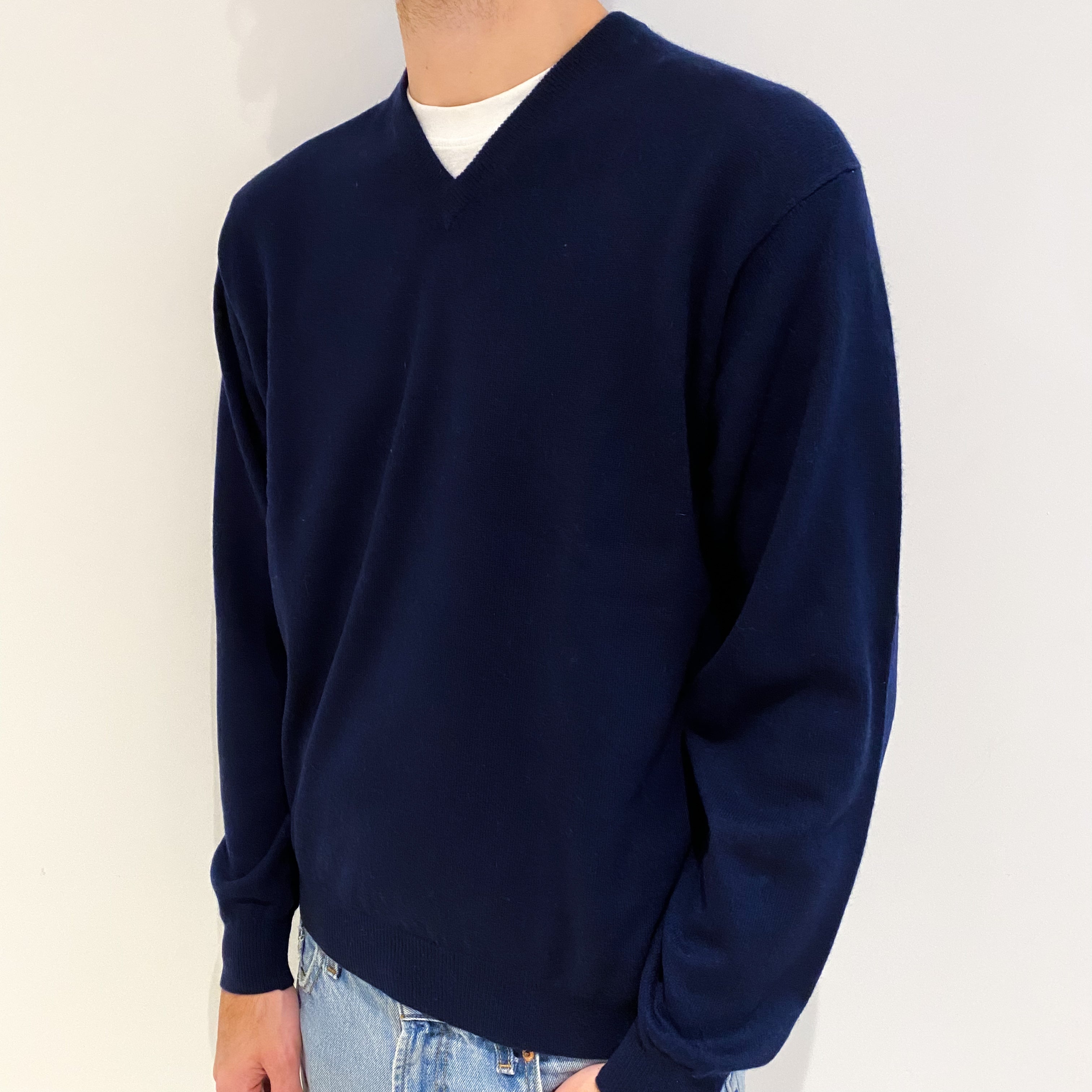 Men's Navy Blue Cashmere V Neck Jumper Large