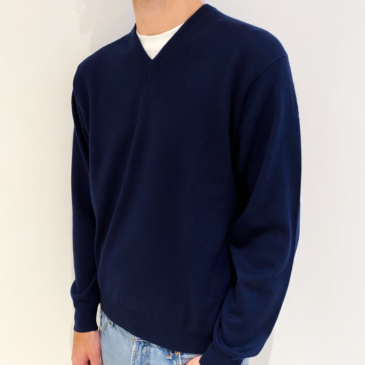 Men's Navy Blue Cashmere V Neck Jumper Large