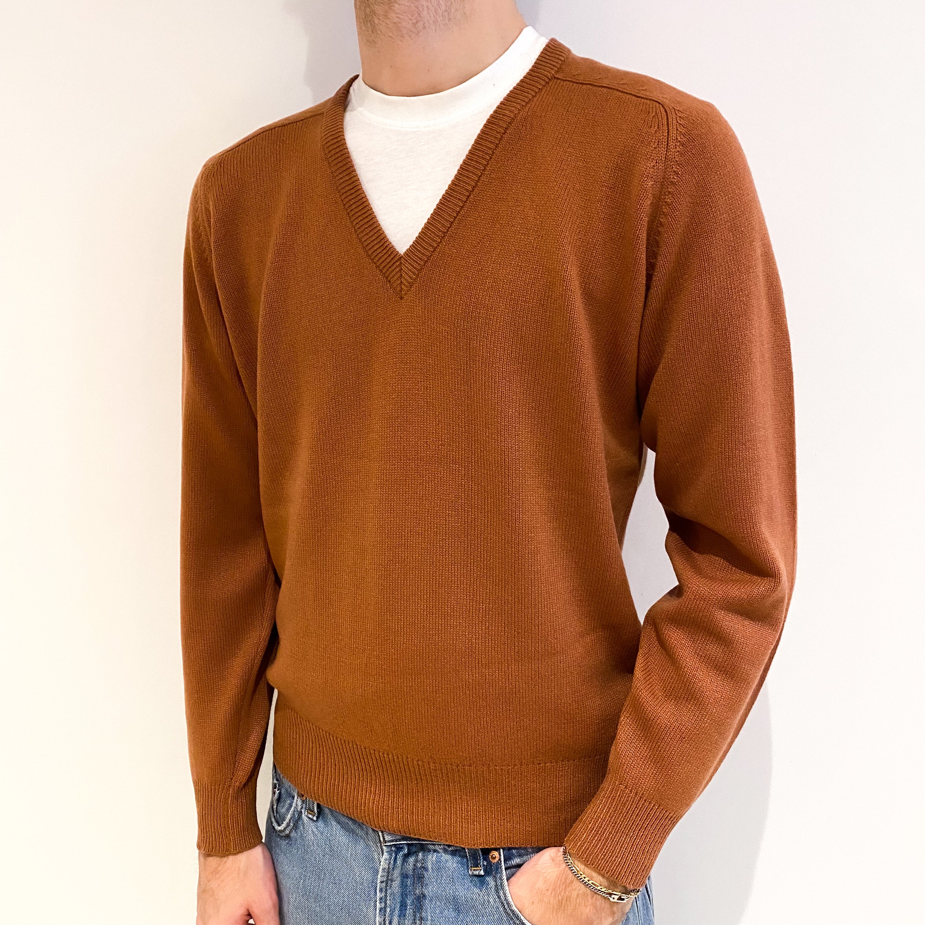 Men's Vintage Golf Terracotta Brown Cashmere V Neck Jumper Medium