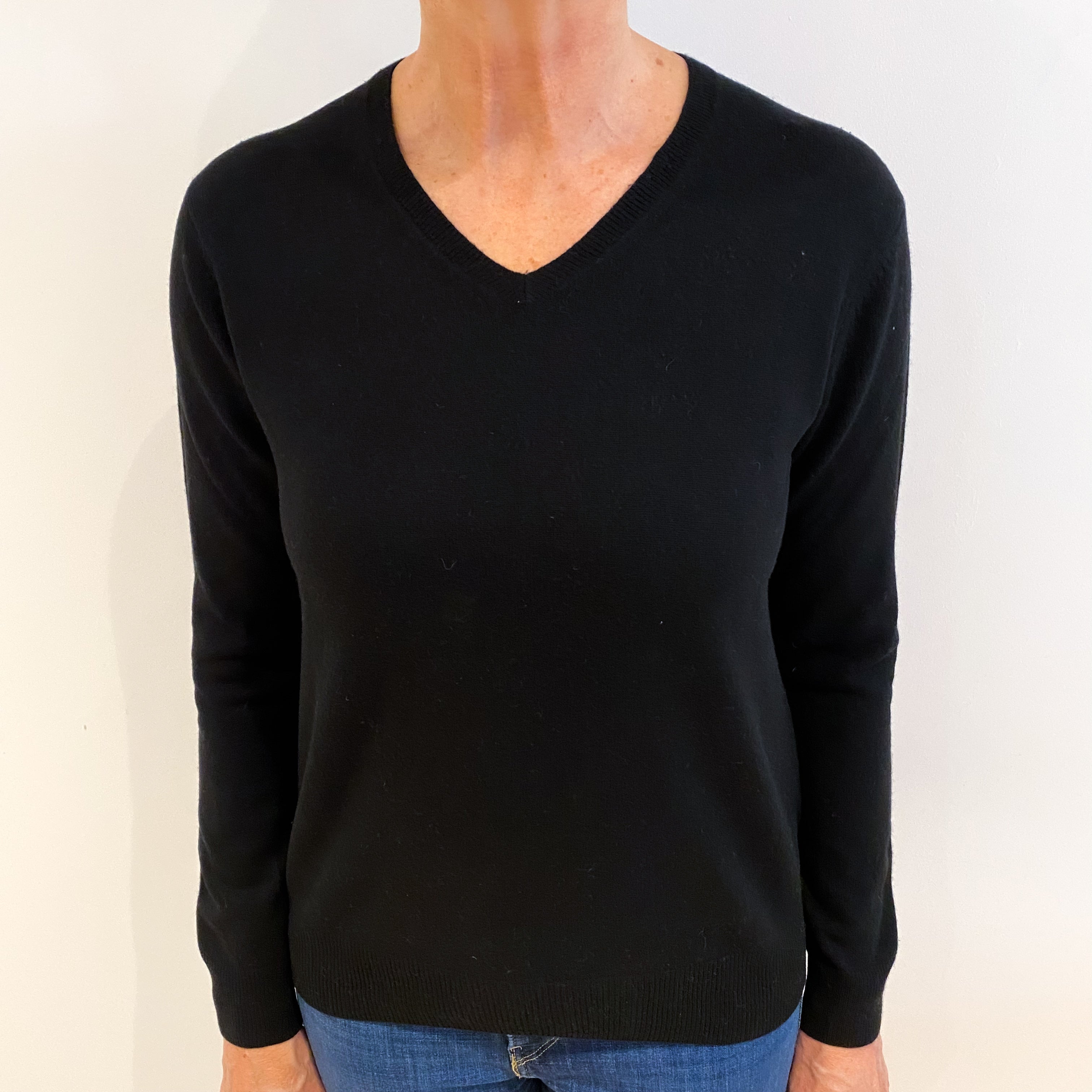 Black Cashmere V Neck Jumper Medium