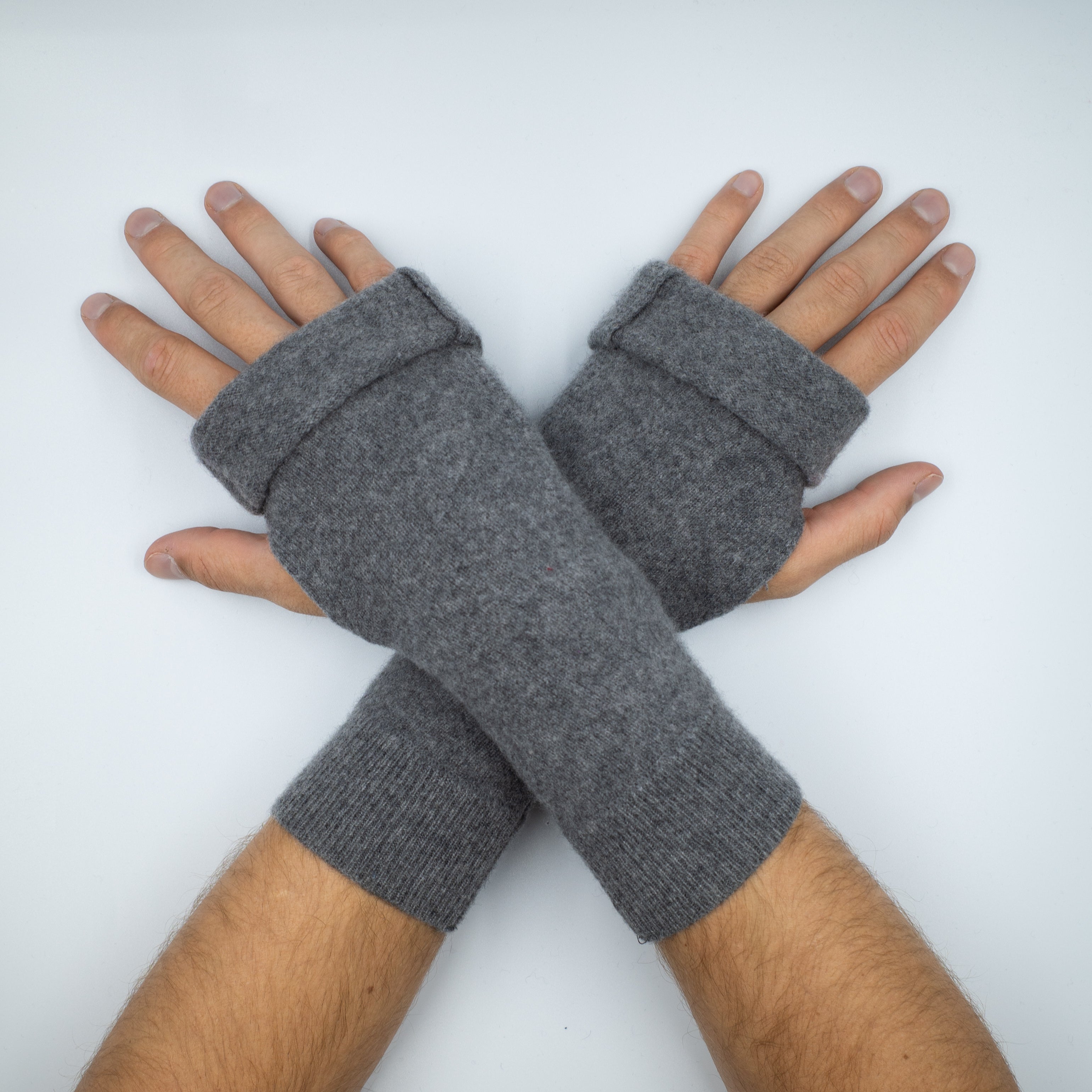 Men’s Ash Grey Fingerless Gloves