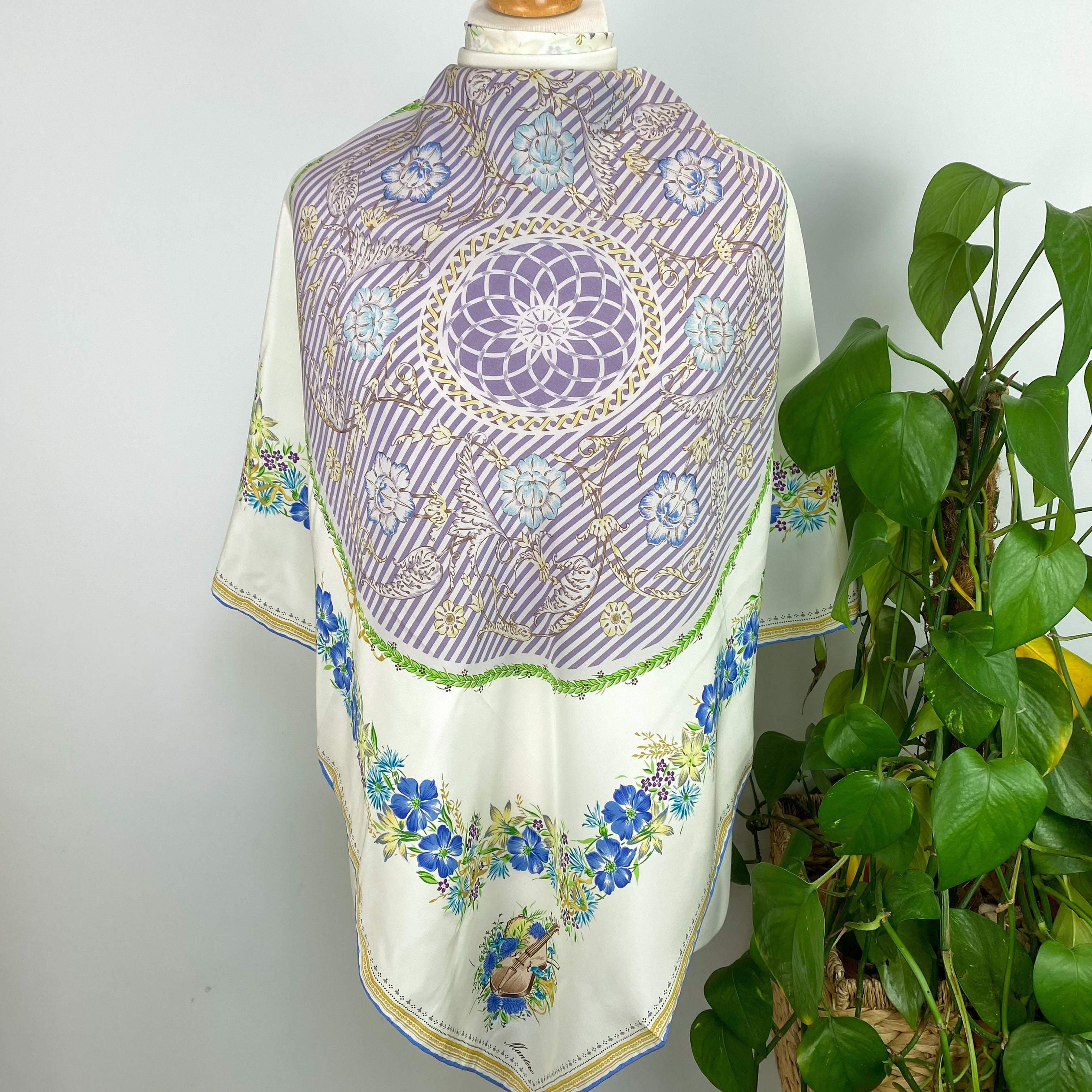 Stunning Floral Mantero Italian Vintage Silk Scarf