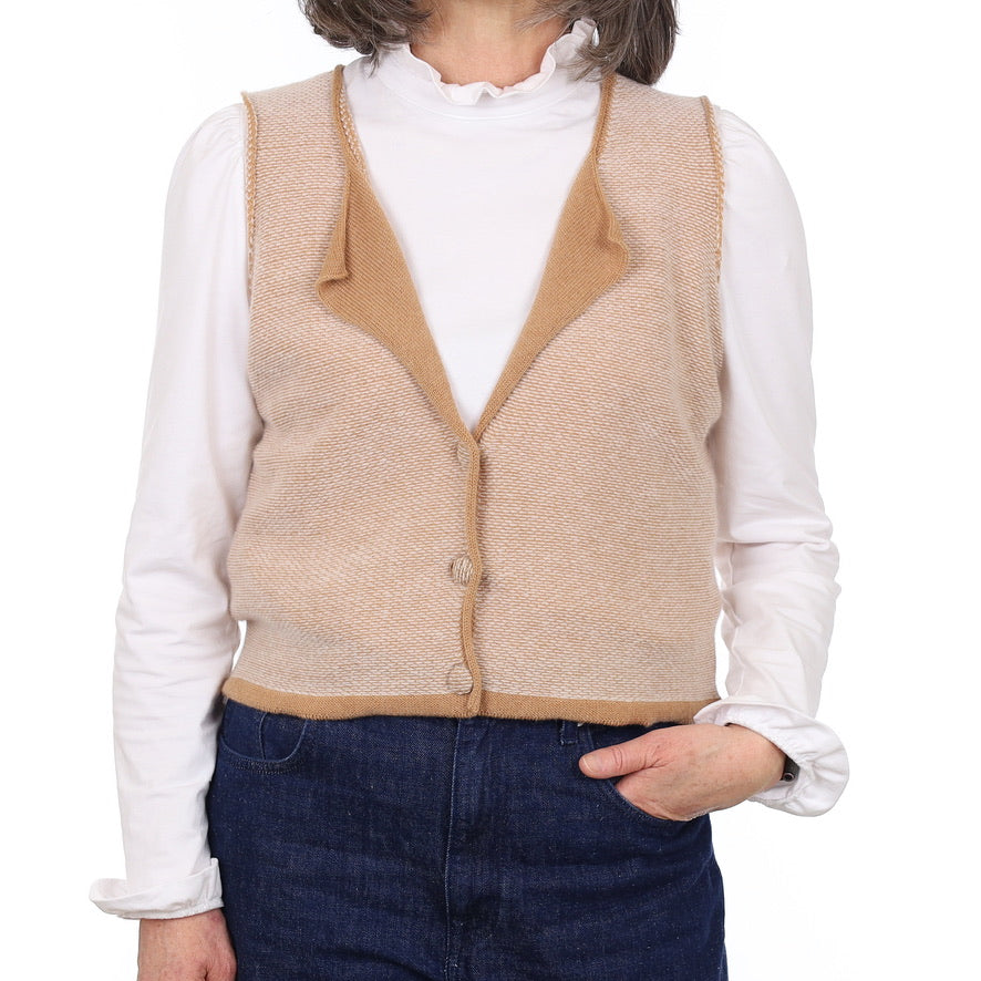 Brand New Scottish Camel Cashmere V Neck Waistcoat Medium