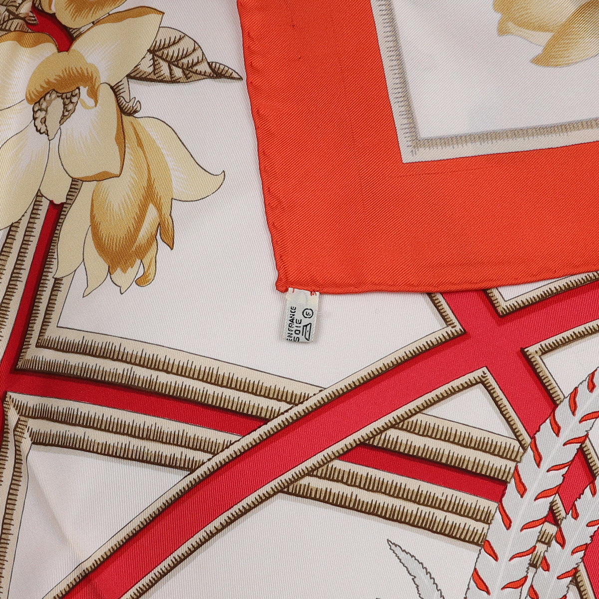Boxed Hermès Caraïbes Silk Scarf