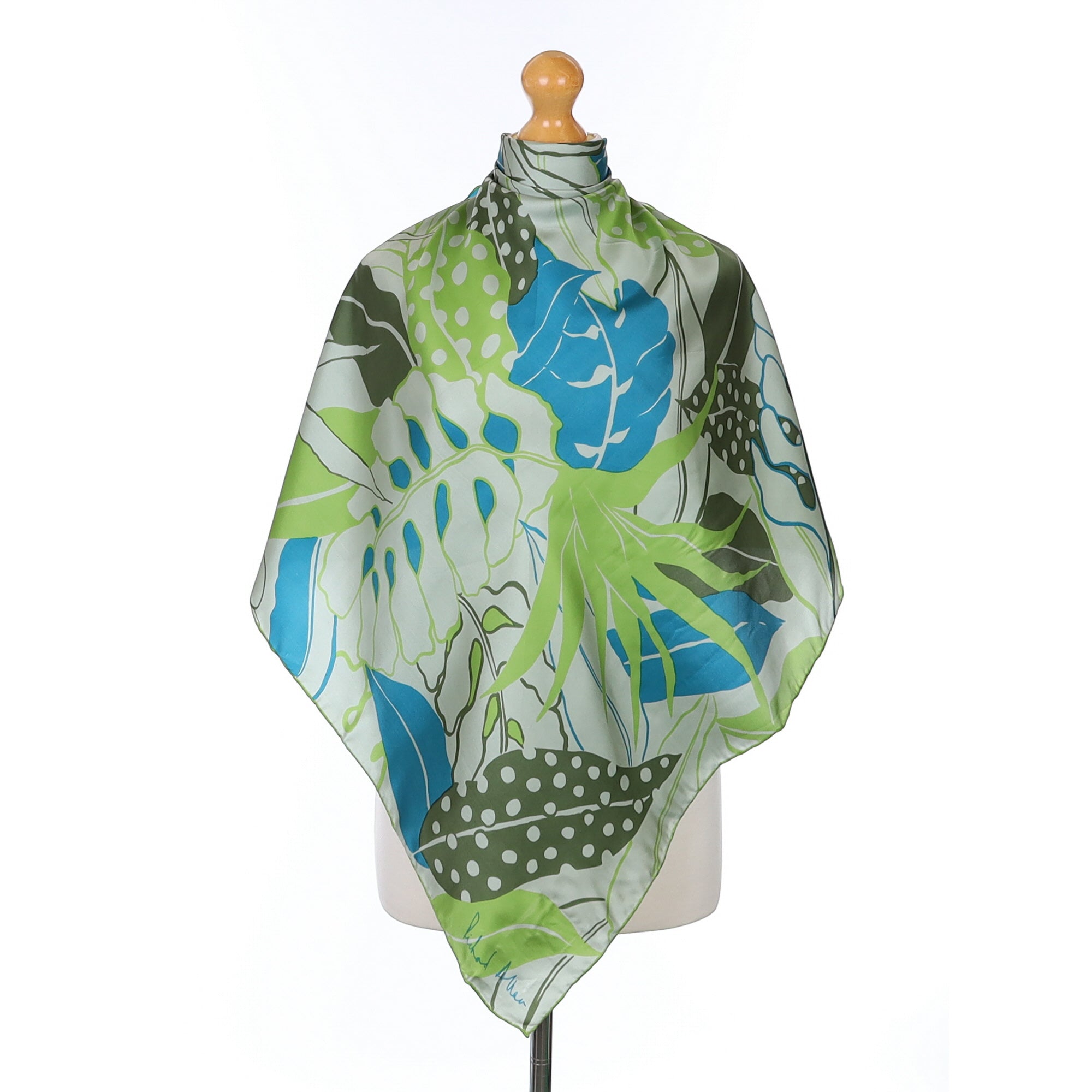 1970’s Richard Allan Leaf Design Vintage Silk Scarf