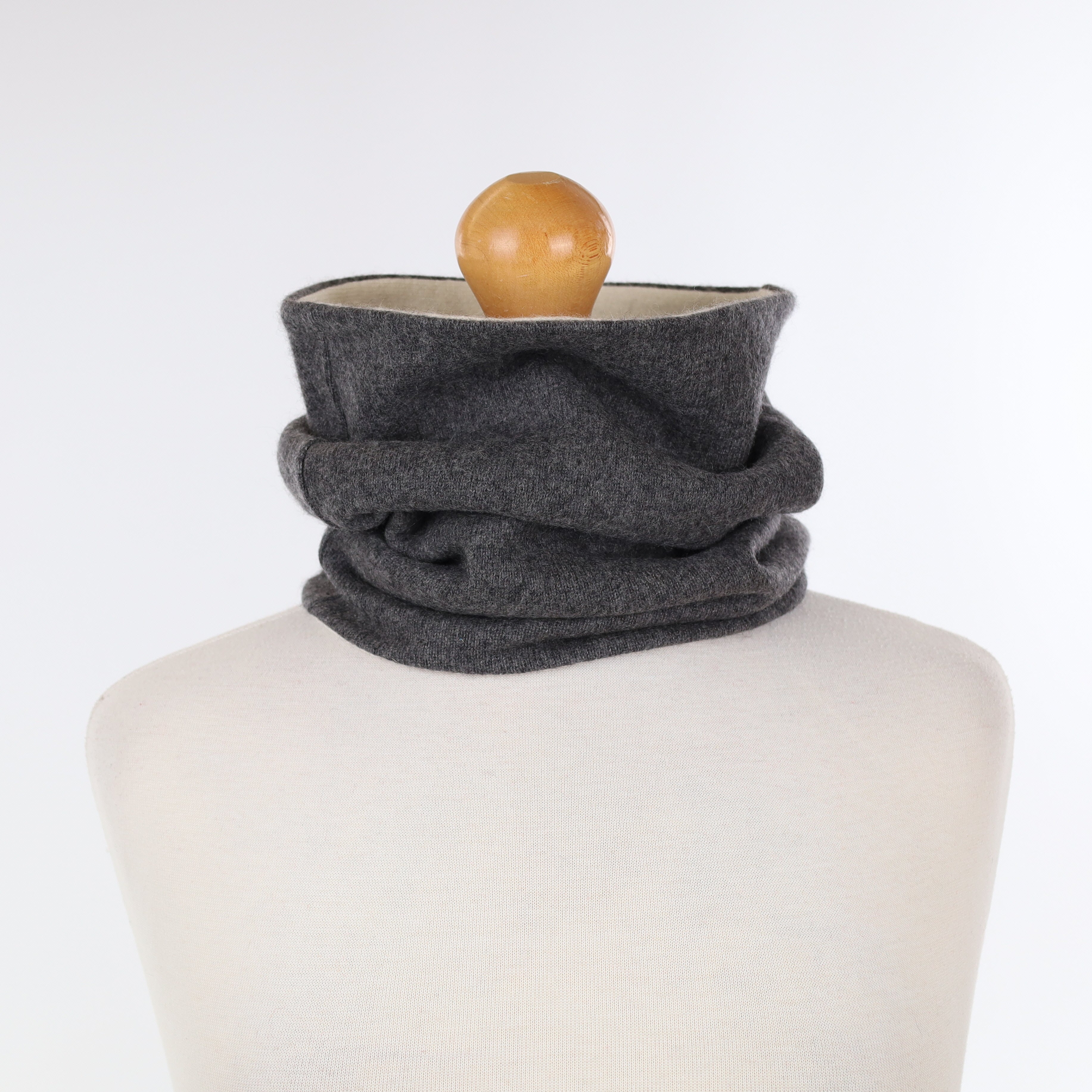 Men’s Slate Grey and Winter White Luxury Double Layered Snood