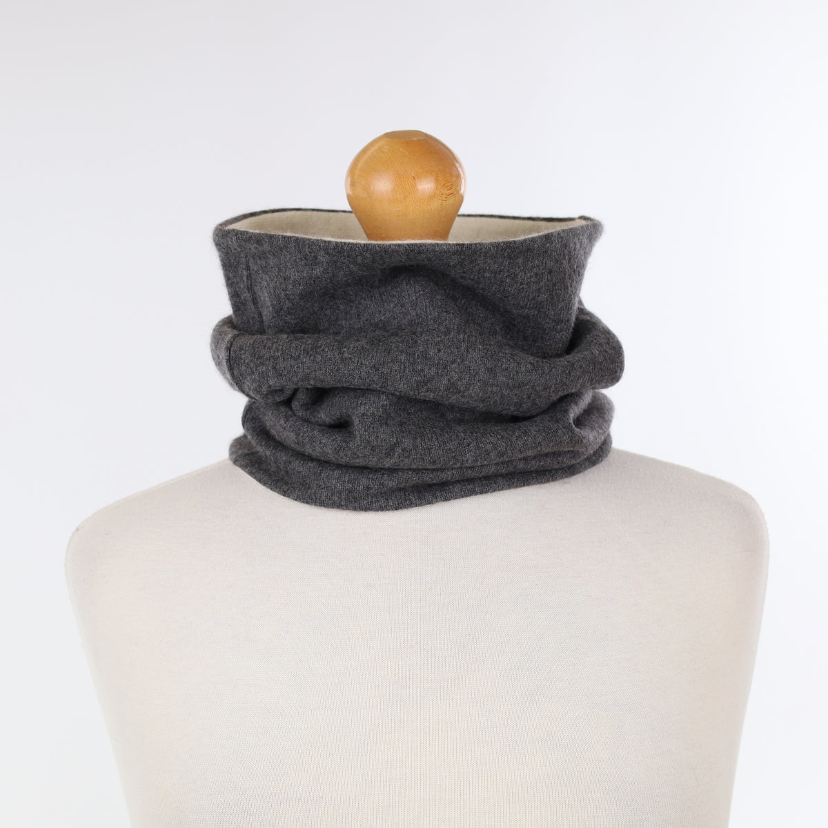 Men’s Slate Grey and Winter White Luxury Double Layered Snood