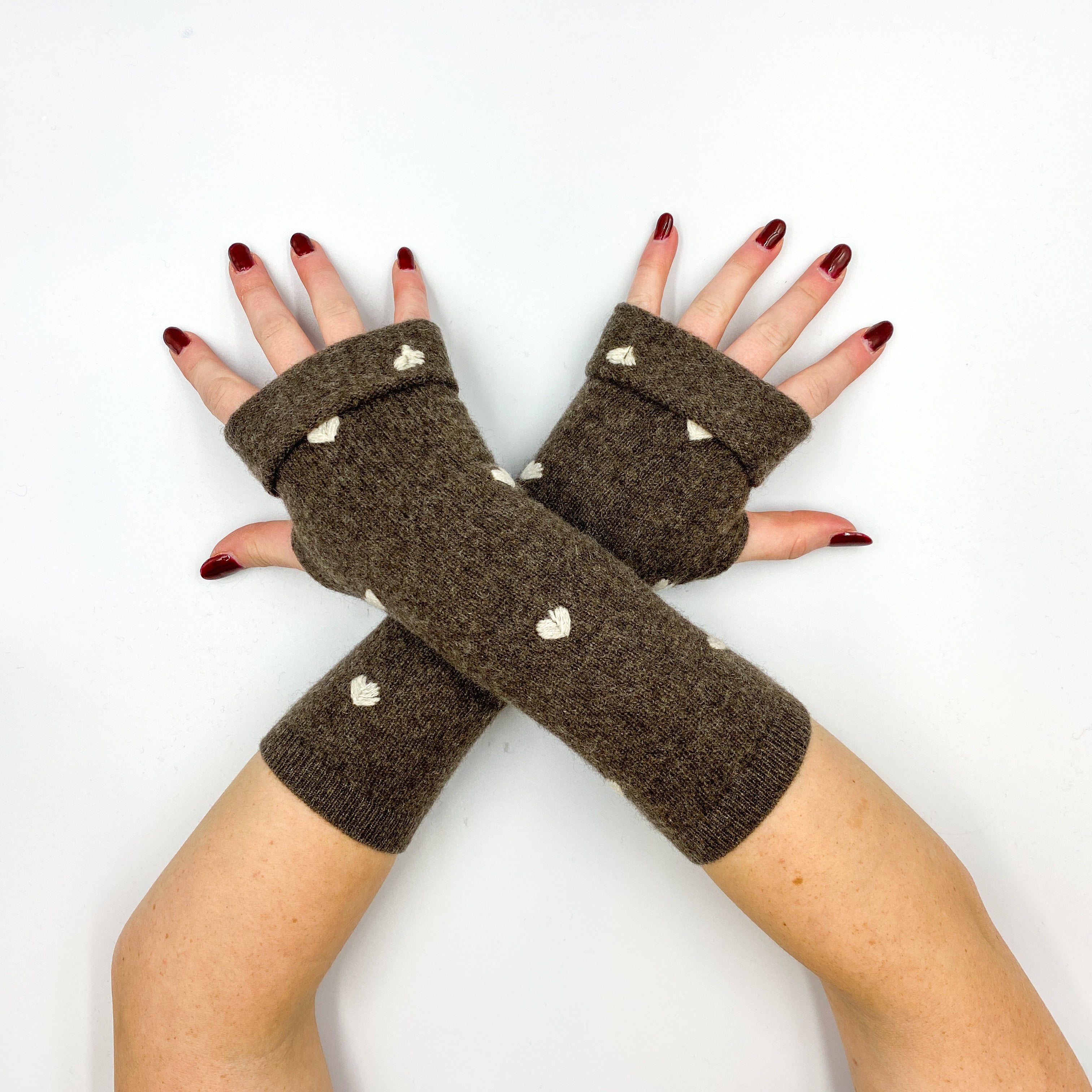 Mole Brown Heart Embrodiered Fingerless Gloves