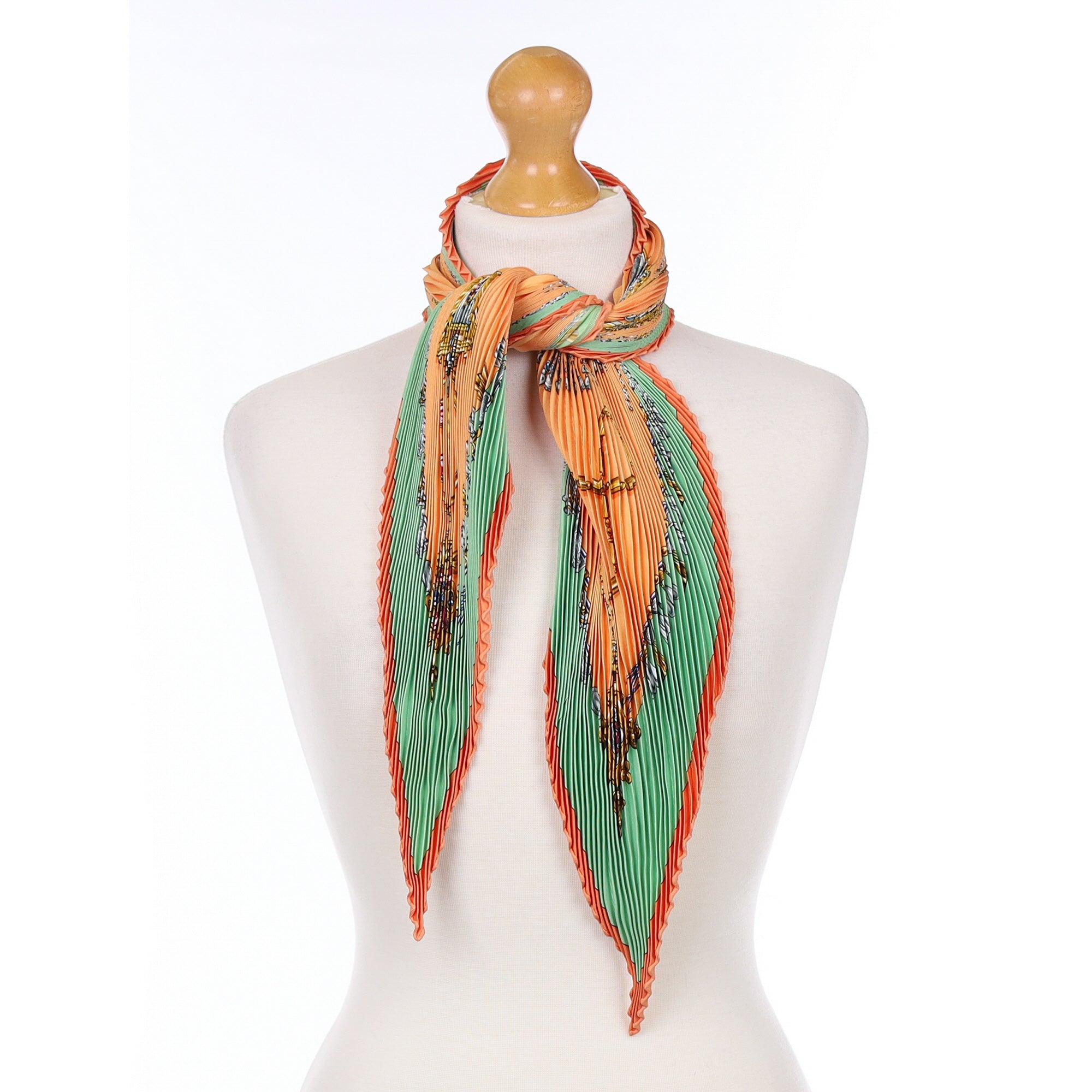 Pristine Boxed Hermès Parures des Sables Plisse Silk Scarf