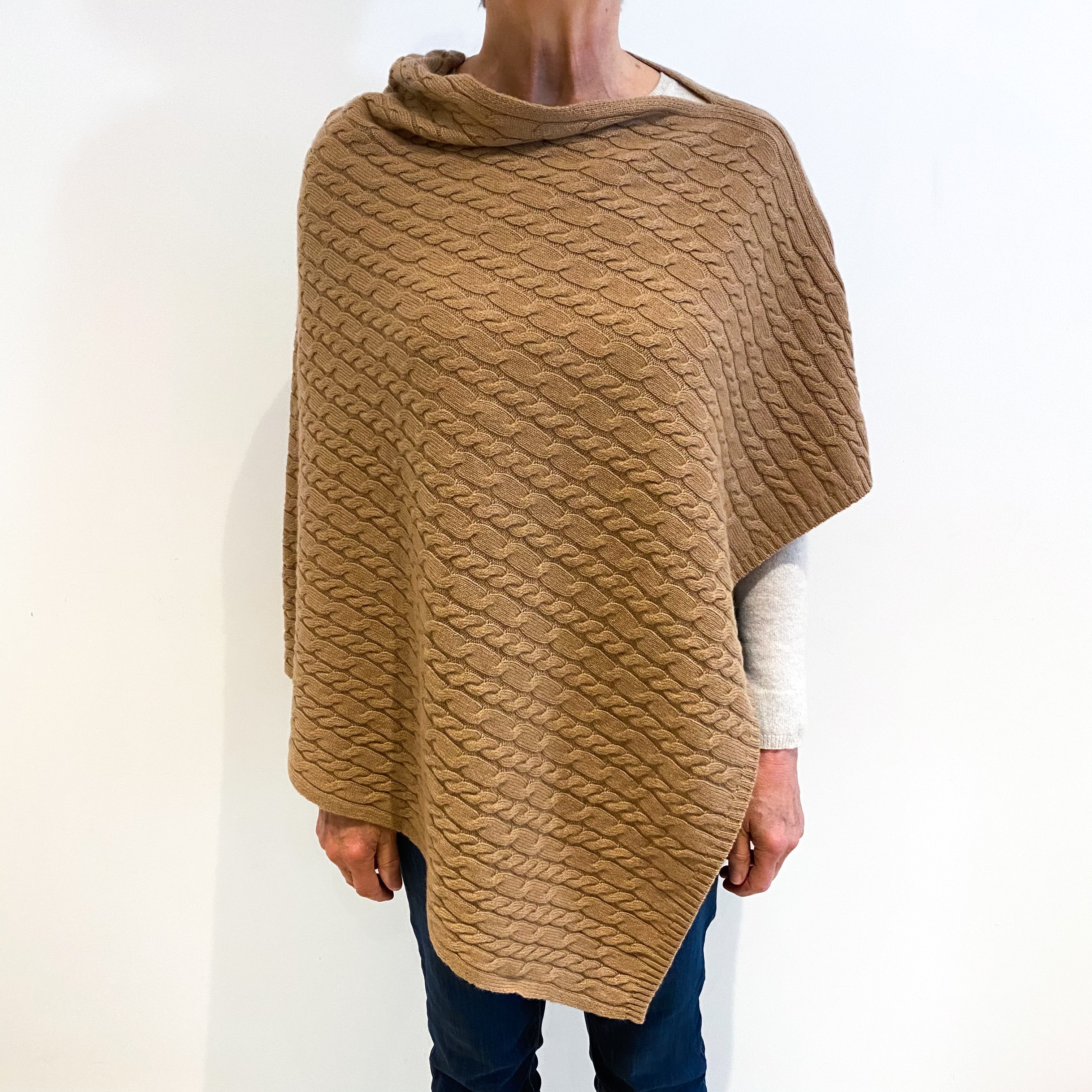 Brand New Scottish Camel Brown Cashmere Cable Poncho One Size