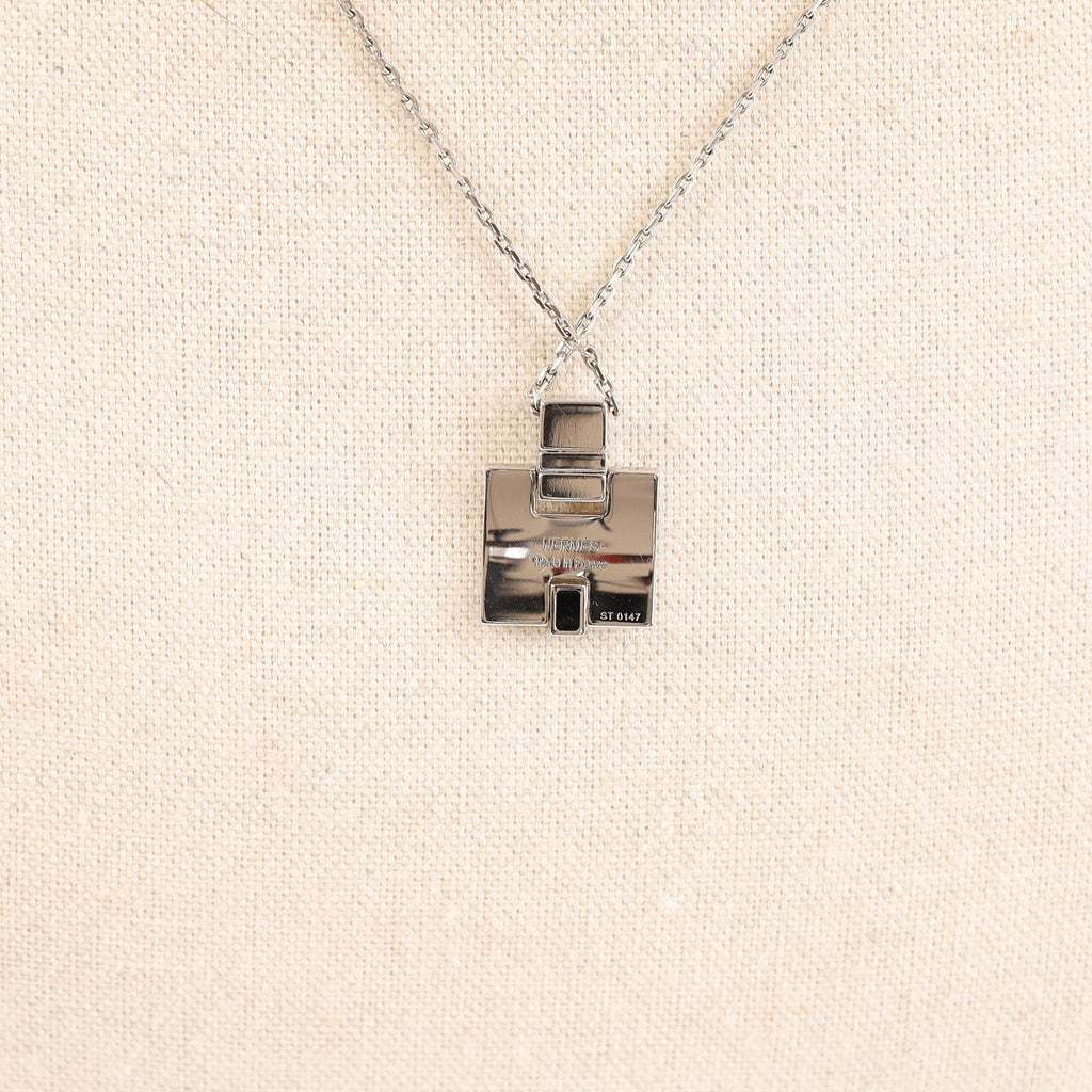 Brand New Boxed Hermès Eileen H Pendant