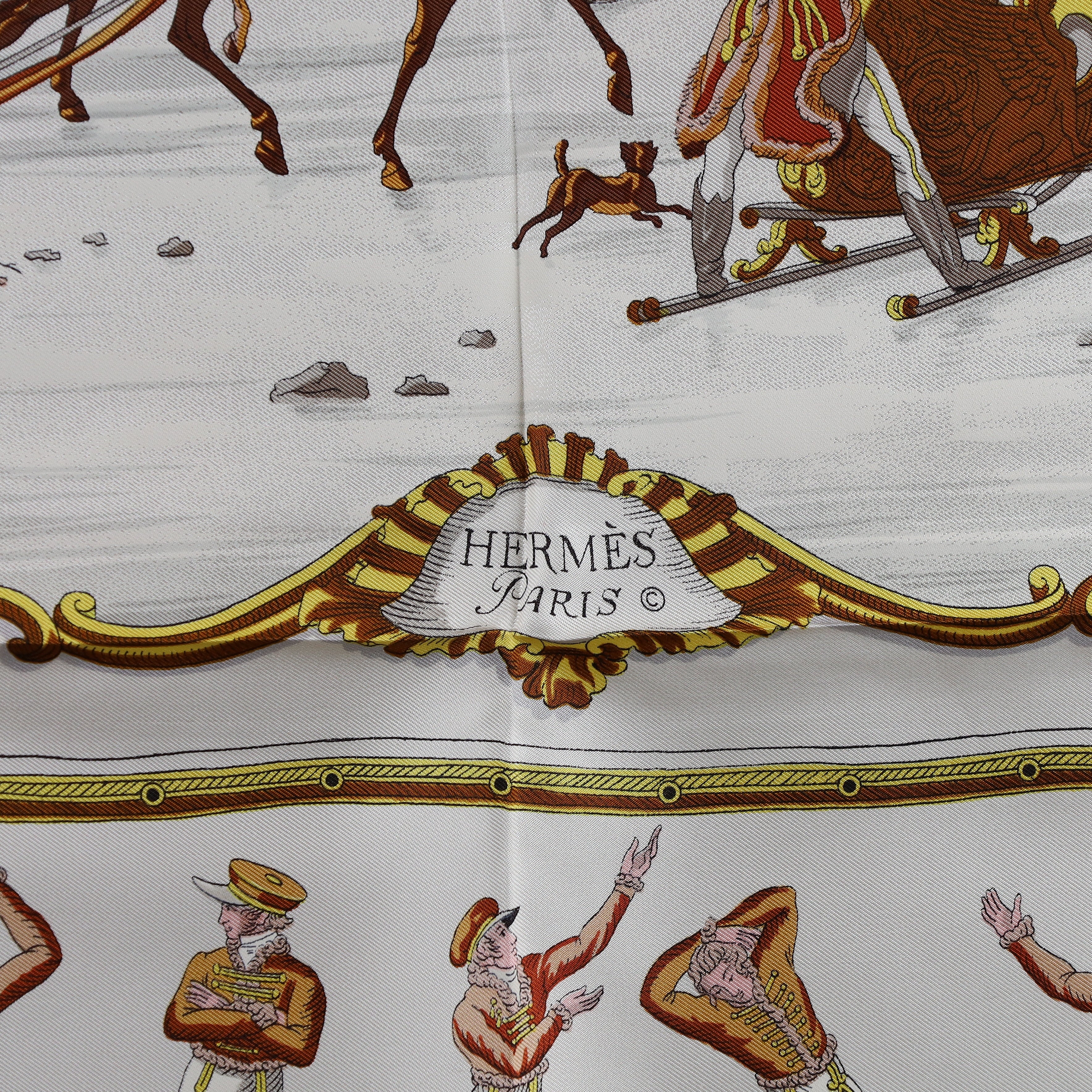 Brand New Boxed Hermès Les Plaisirs Du Froid Silk Scarf