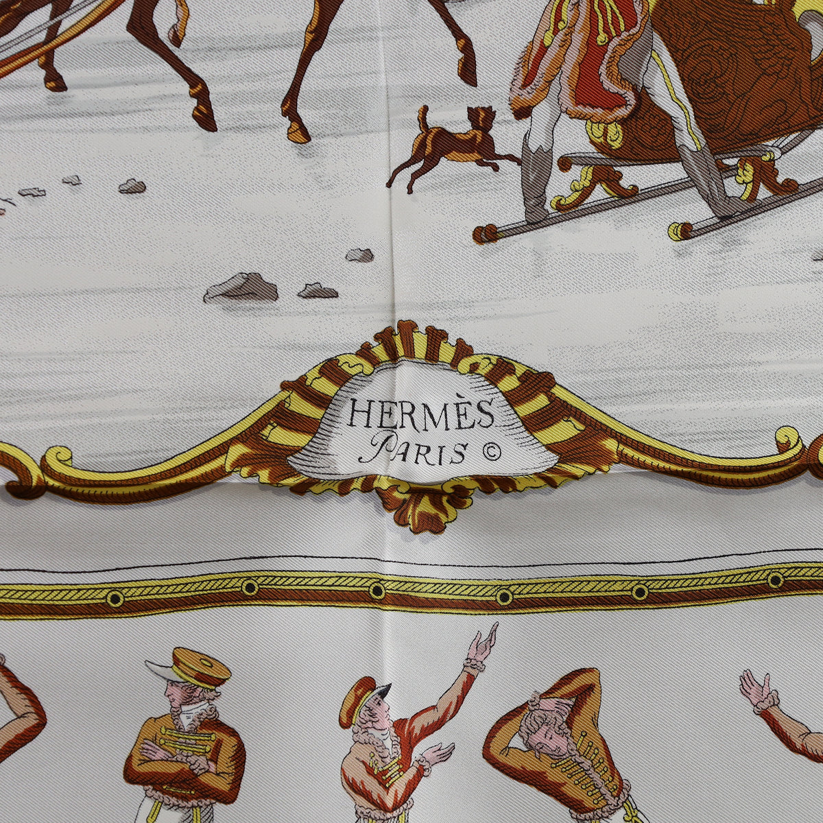 Brand New Boxed Hermès Les Plaisirs Du Froid Silk Scarf