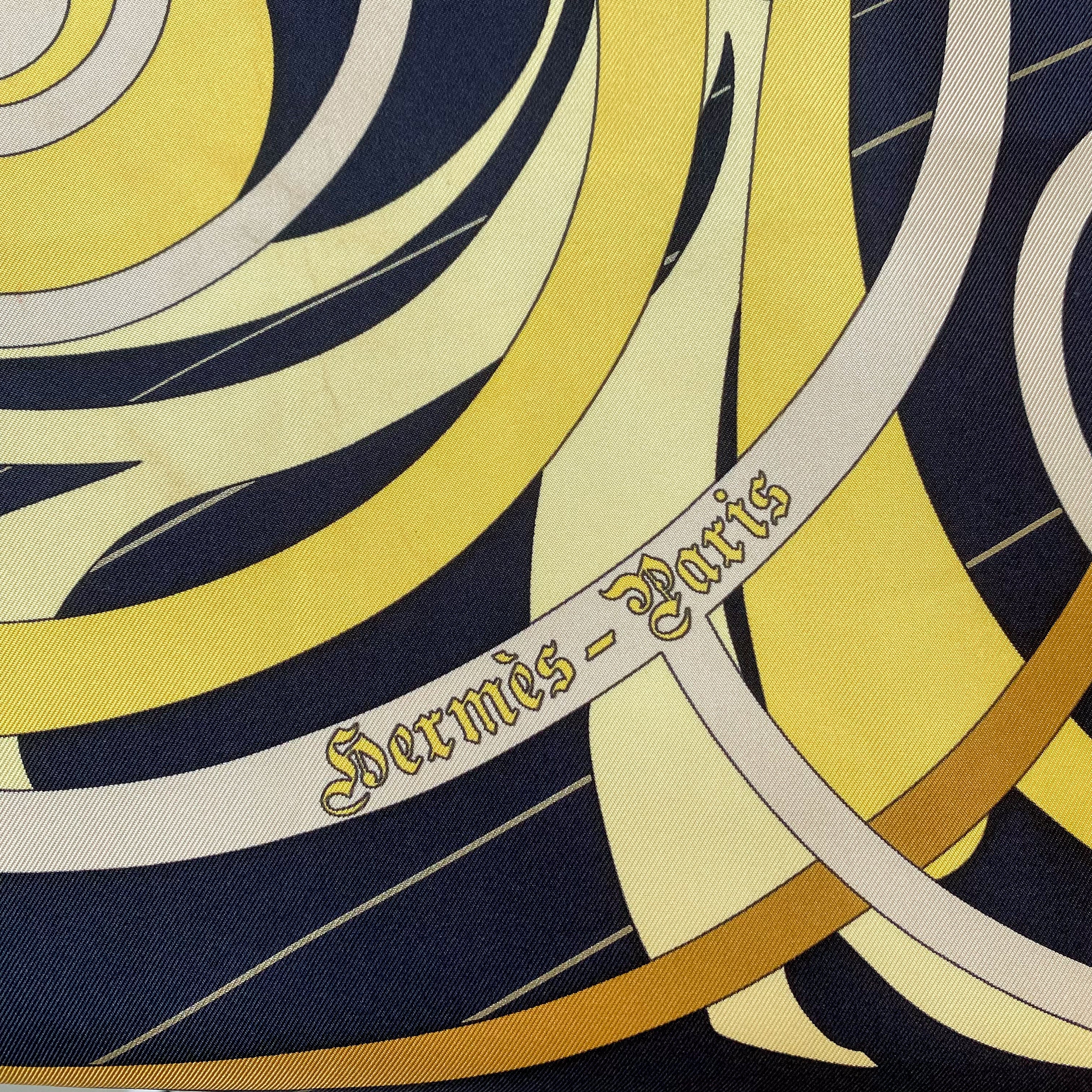 Boxed Hermès Comme Histoires Silk Scarf