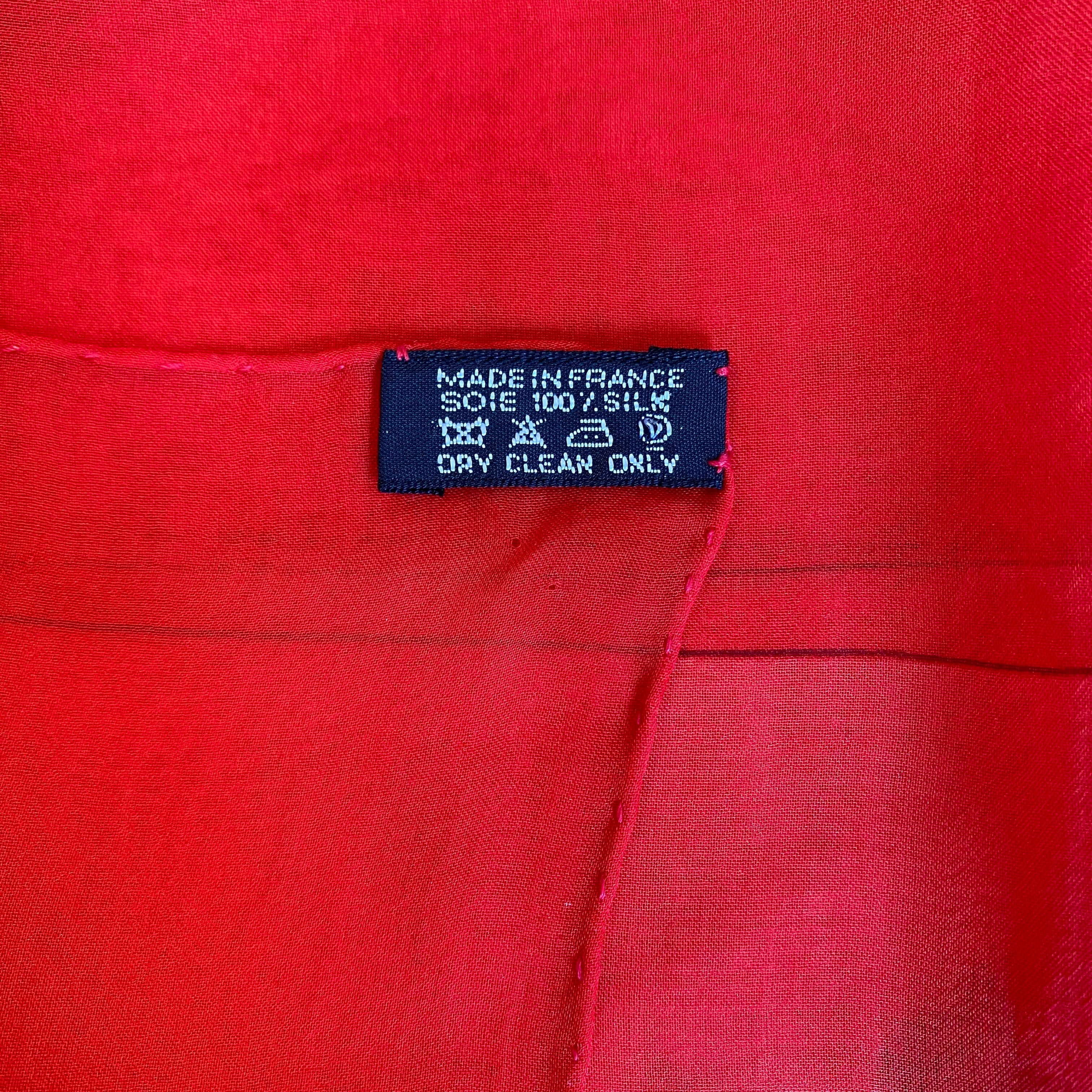 Brand New Hermès Le Festin des Abeilles 140 Mousseline Silk Scarf