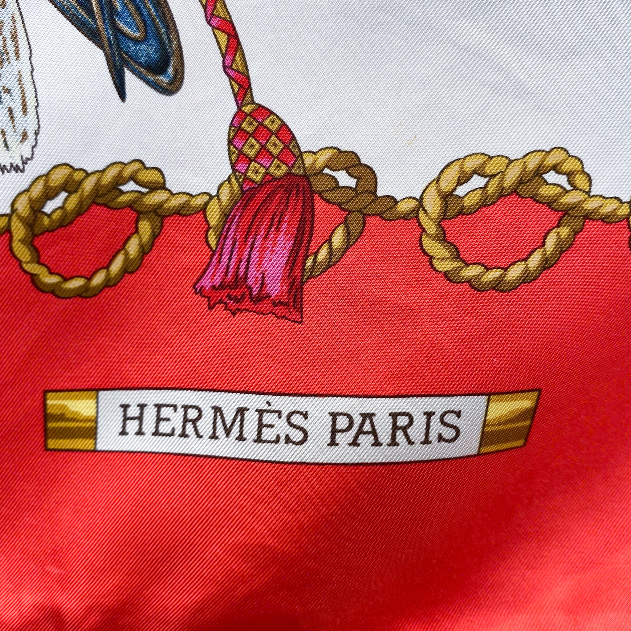 Boxed Hermes Oiseaux du Roy Vintage Silk Scarf
