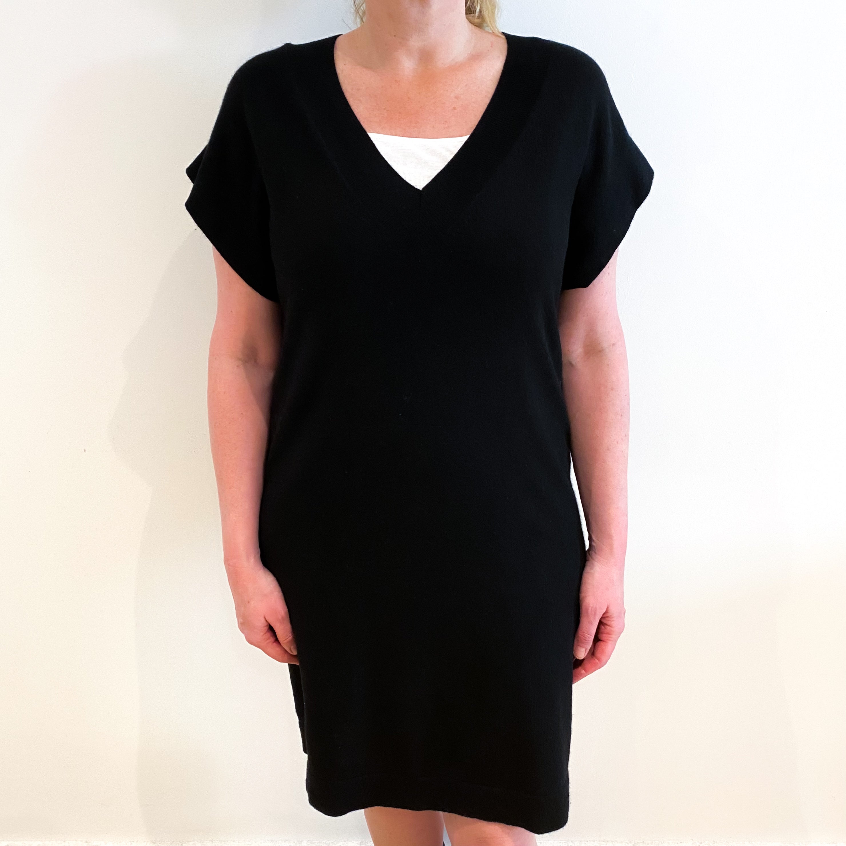 Black Cashmere V Neck Dress Large