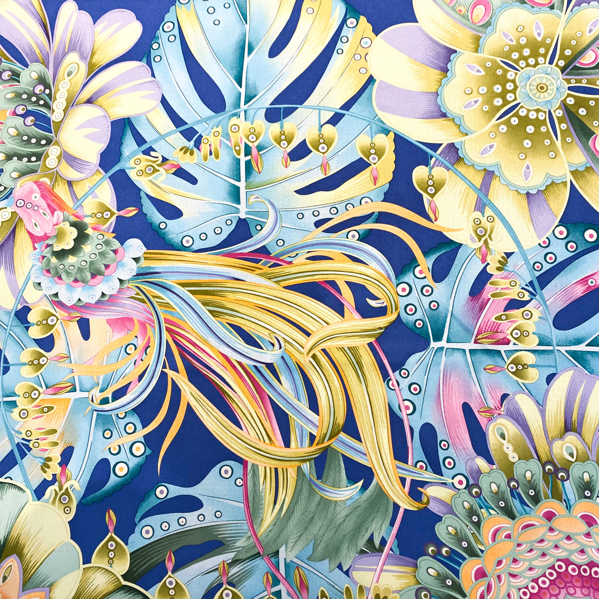 Stunning Salvatore Ferragamo Silk Scarf