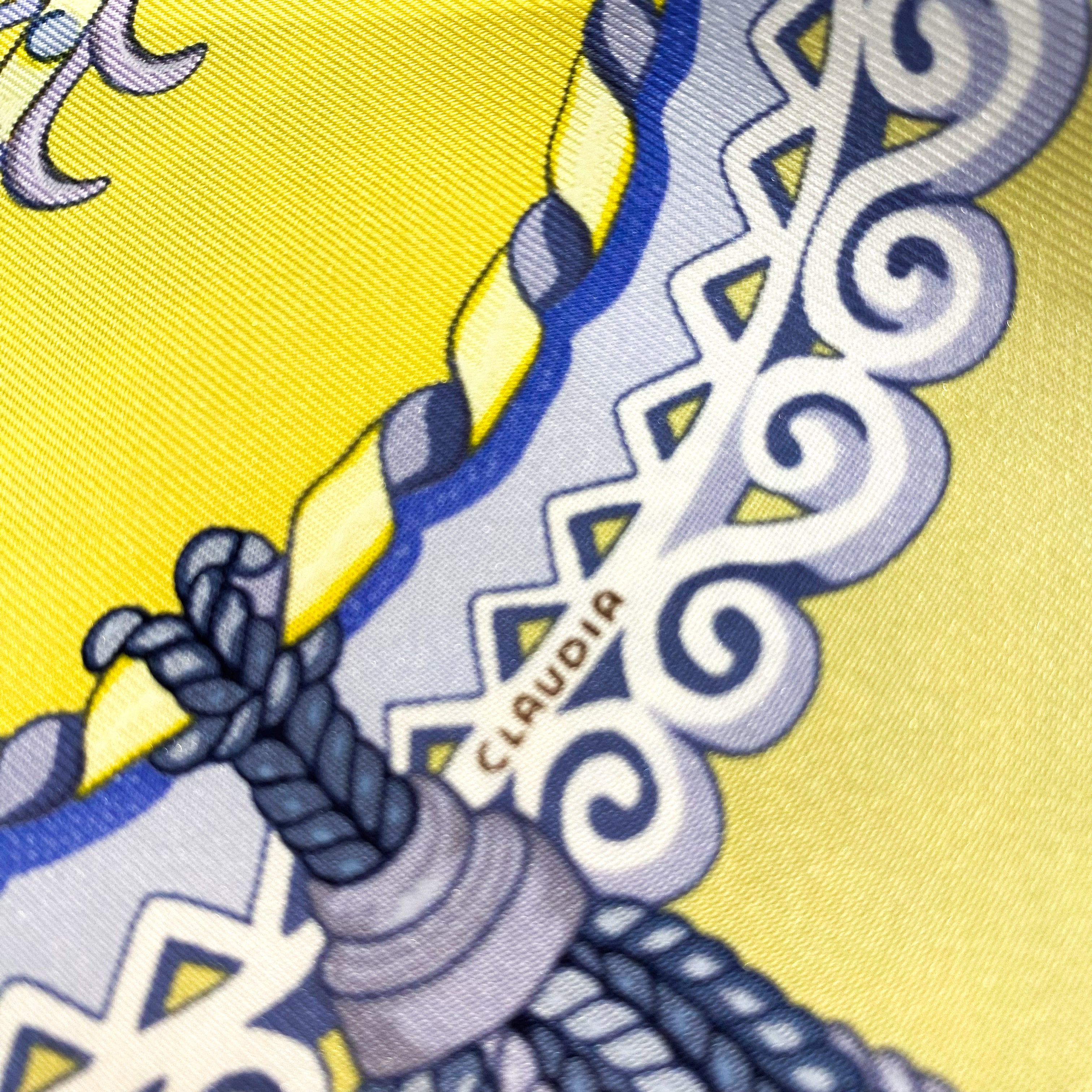 Immaculate Rare Boxed Hermes Paperoles Vintage Silk Scarf