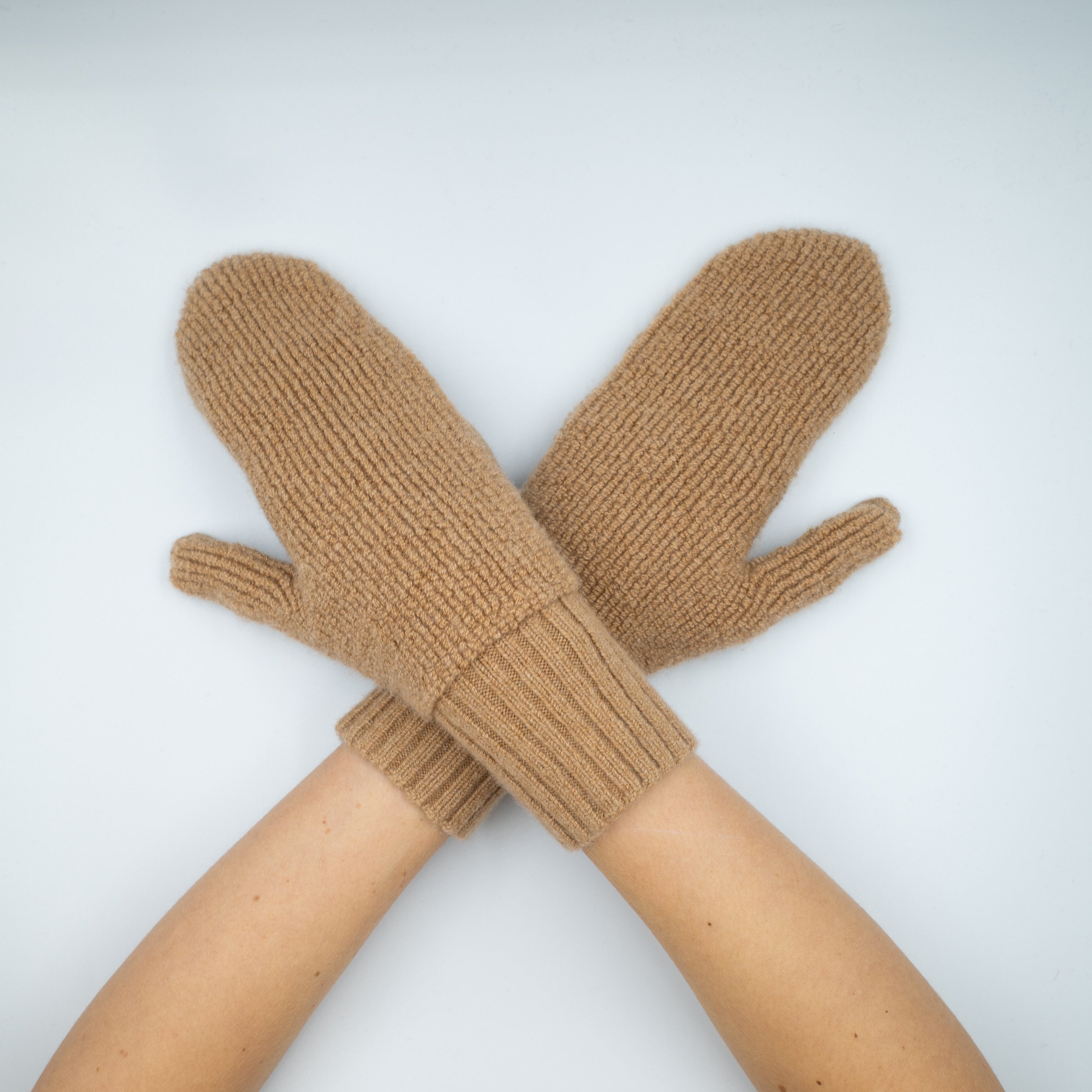 New Scottish Caramel Brown Cashmere Fleece Knit Mittens