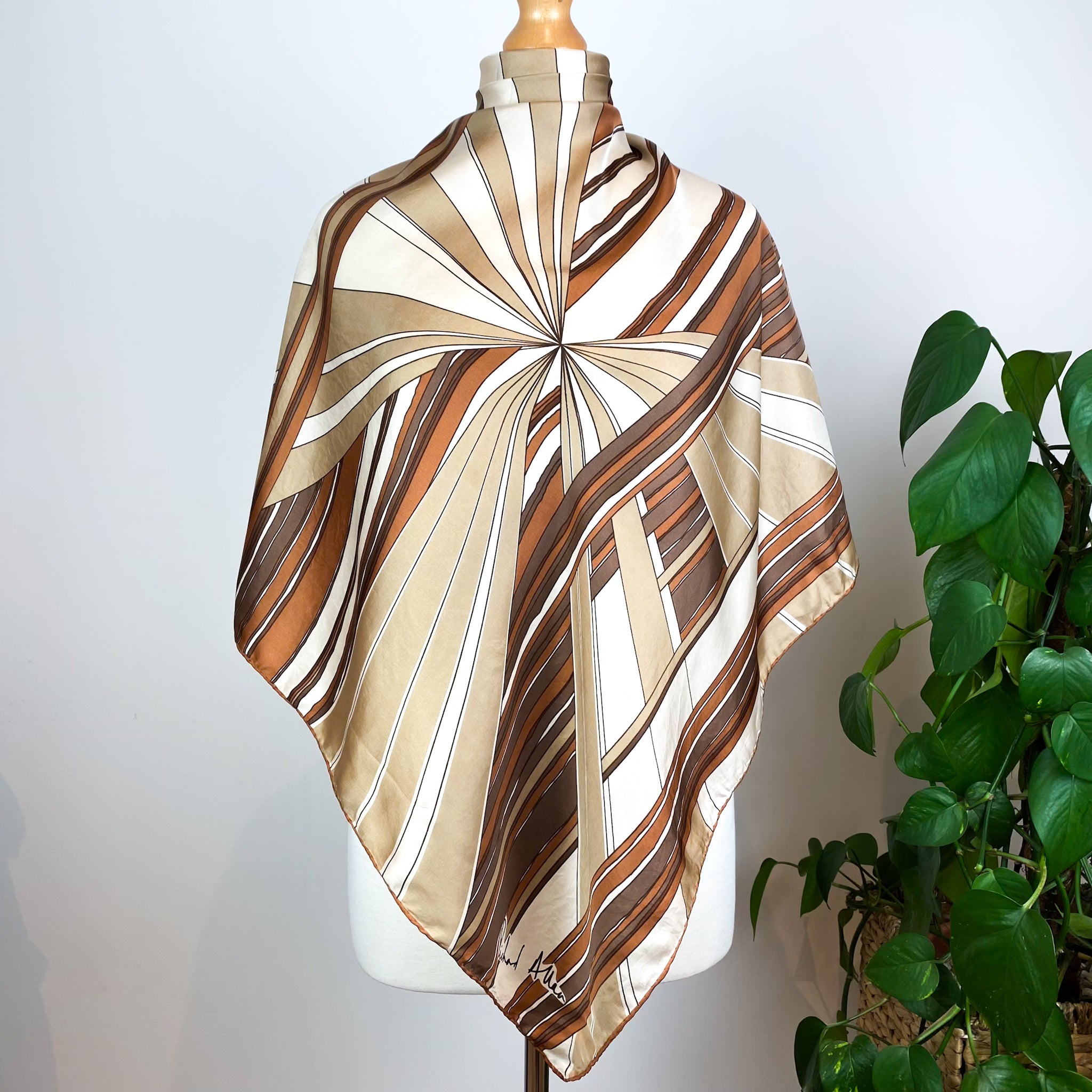 1970s Richard Allan Geometric Vintage Silk Scarf