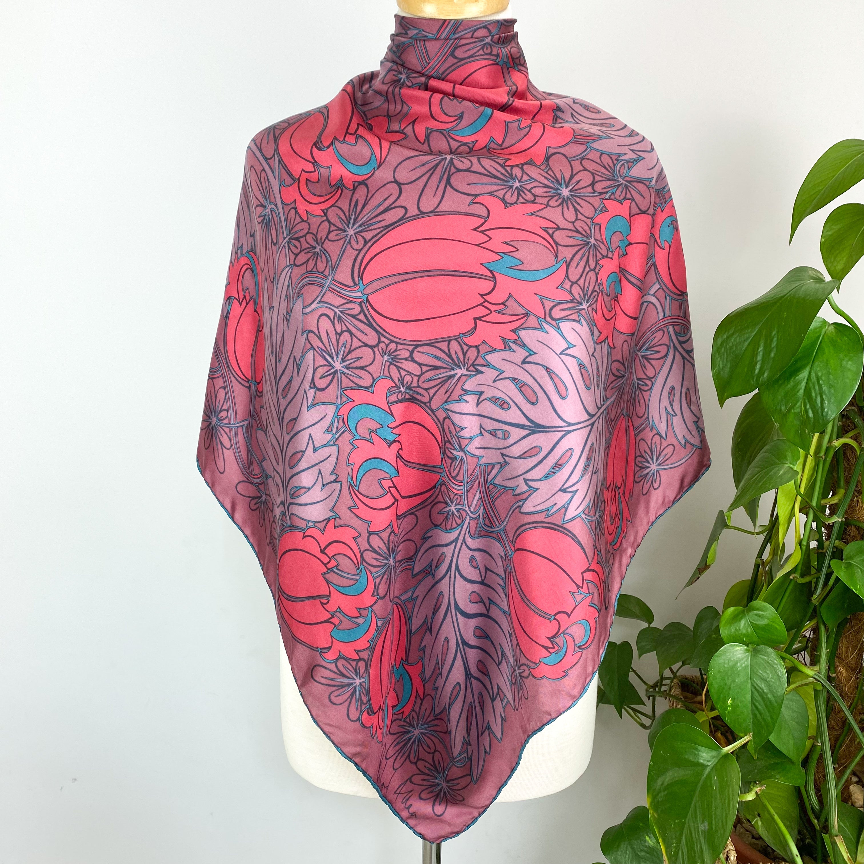 1970s Richard Allan Vintage Silk Scarf