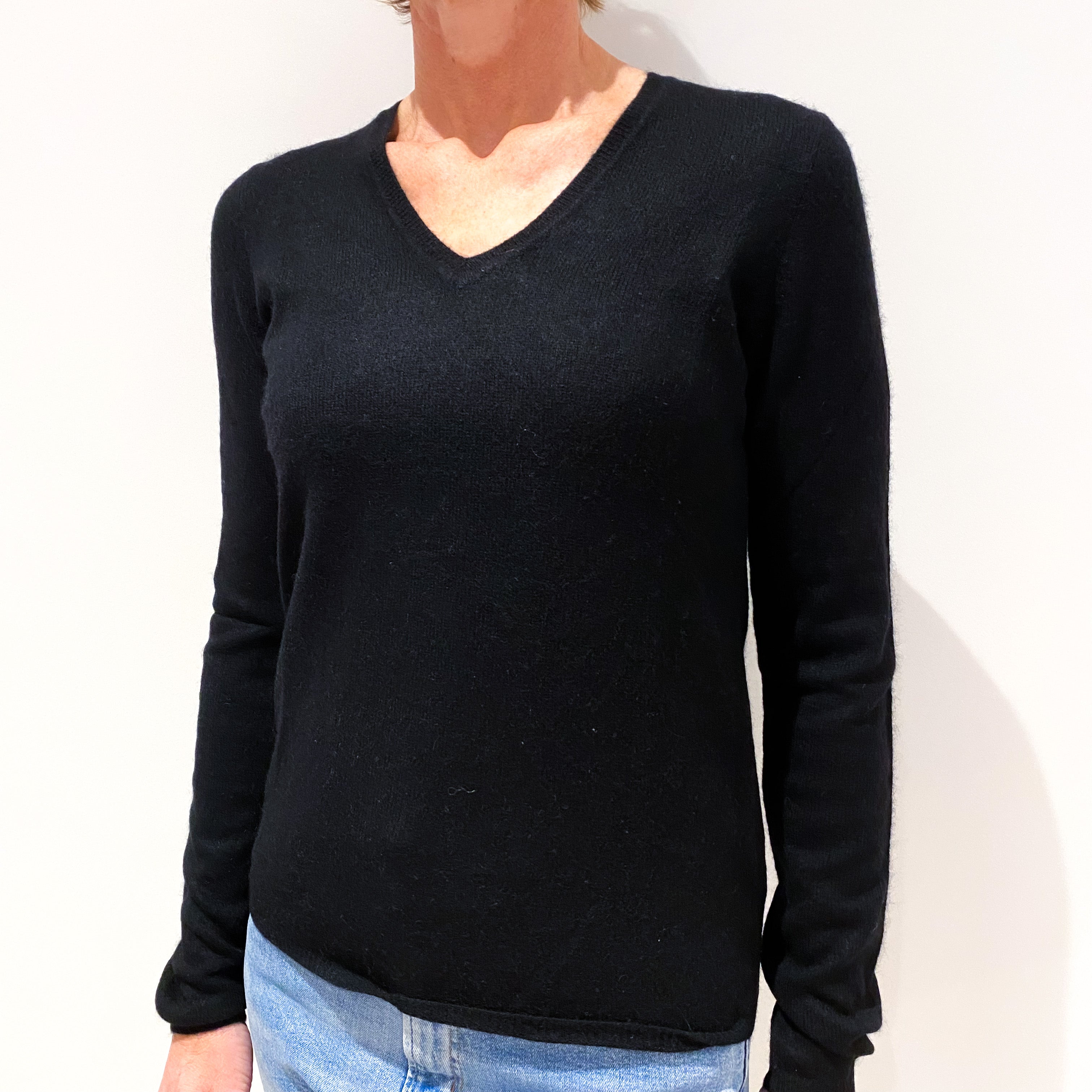 Black Cashmere V-Neck Jumper Small